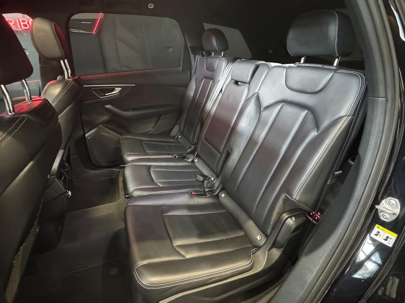 AUDI Q7 45 TDI quattro tiptronic-image-12