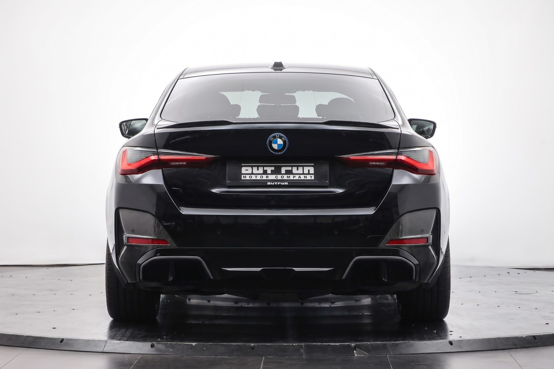 BMW i4 M50-showroom-element-2