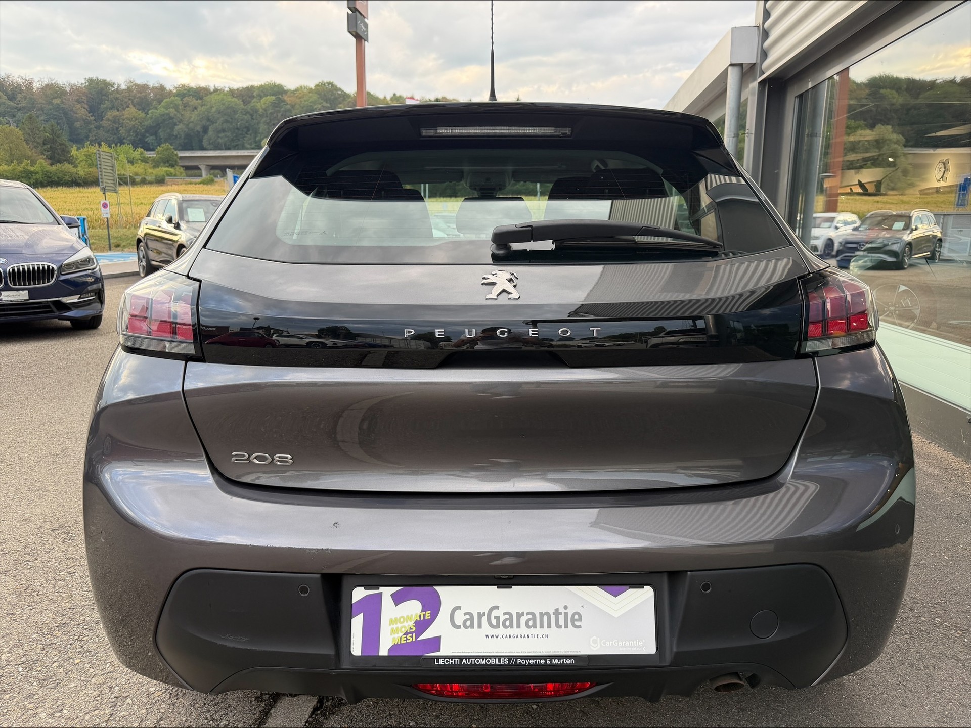 PEUGEOT 208 1.2 PureTech Active-image-10