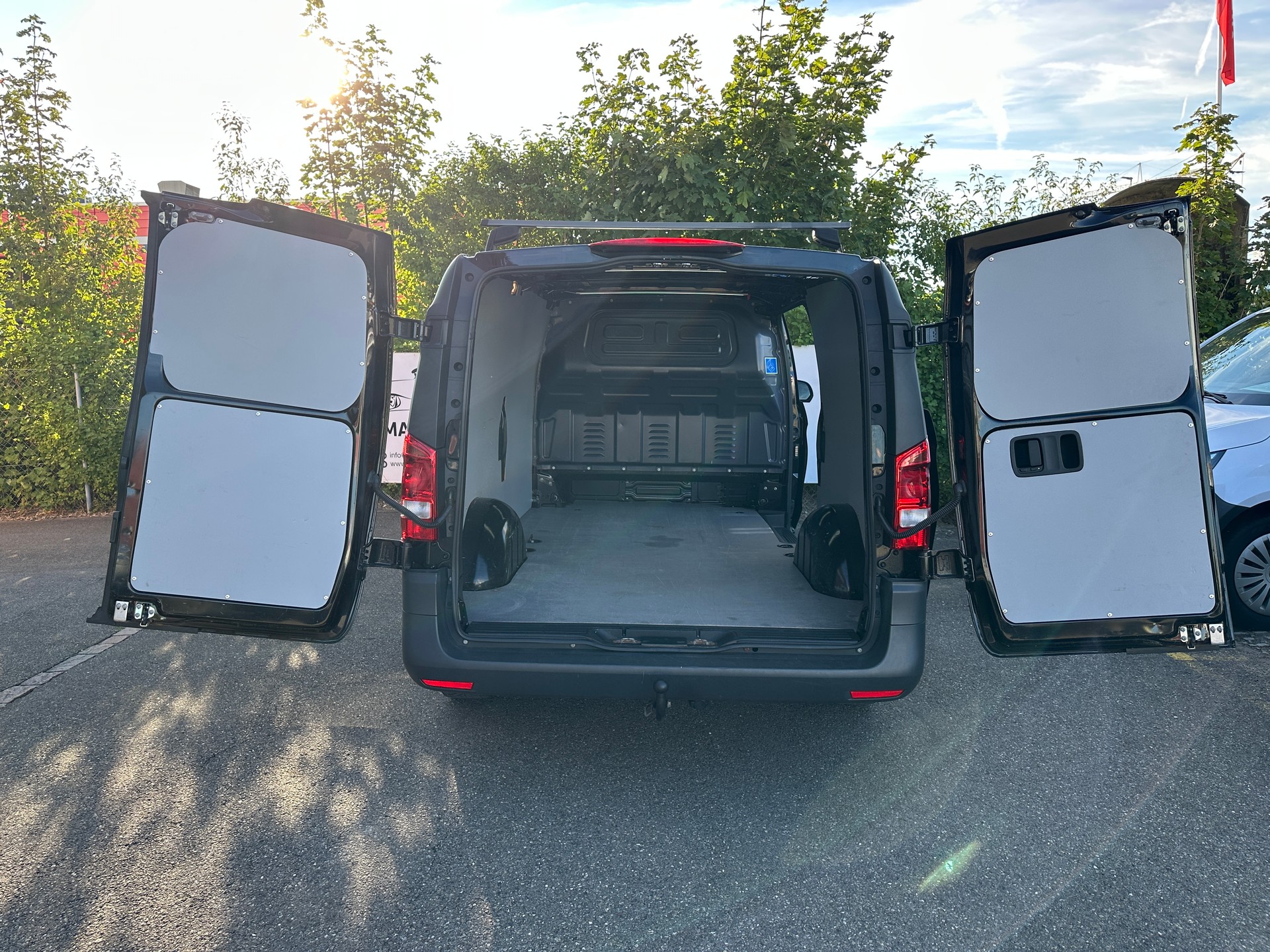 MERCEDES-BENZ Vito 114 CDI Extralang 9G-Tronic Base-image-15