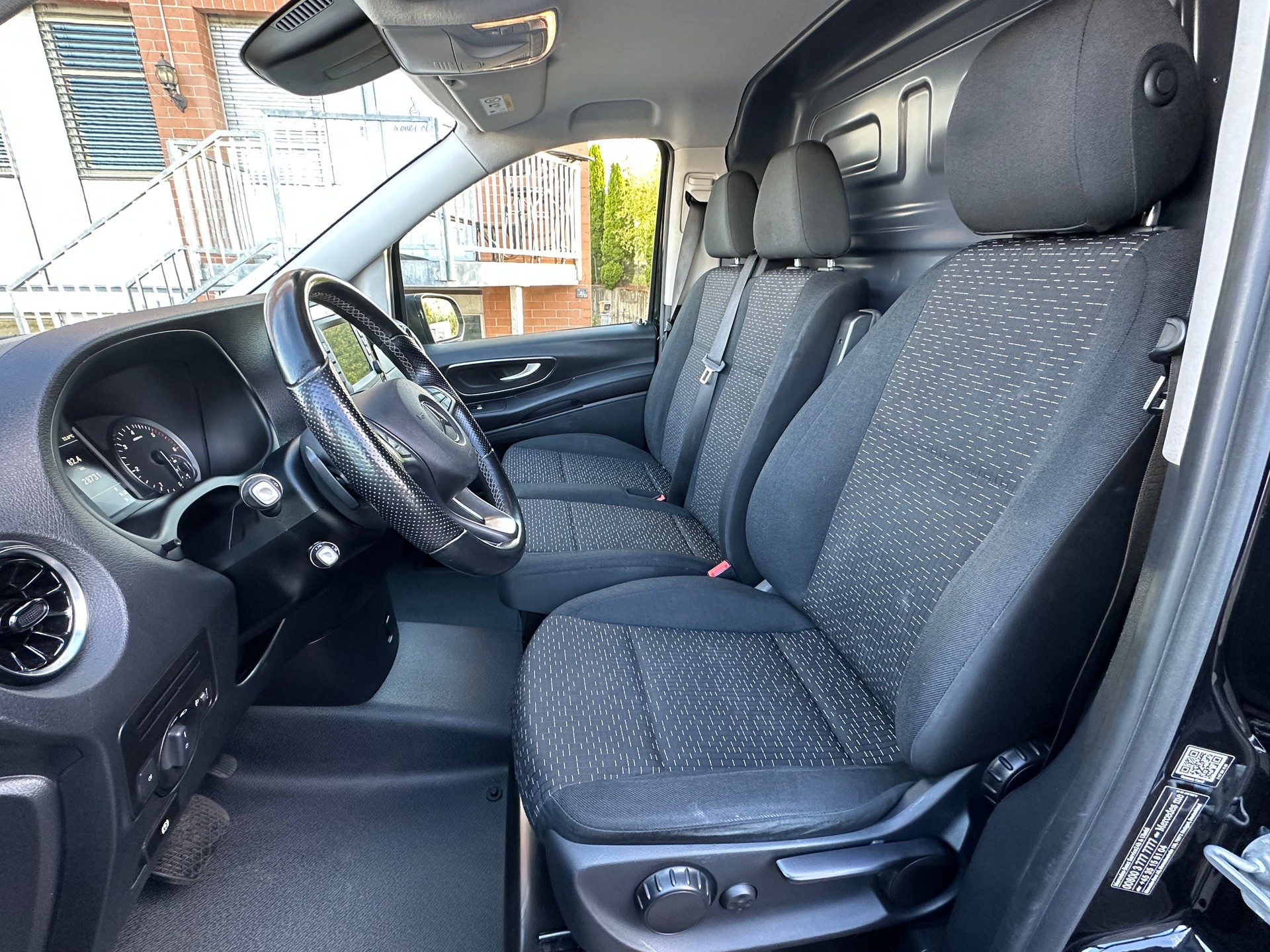 MERCEDES-BENZ Vito 114 CDI Extralang 9G-Tronic Base-image-5