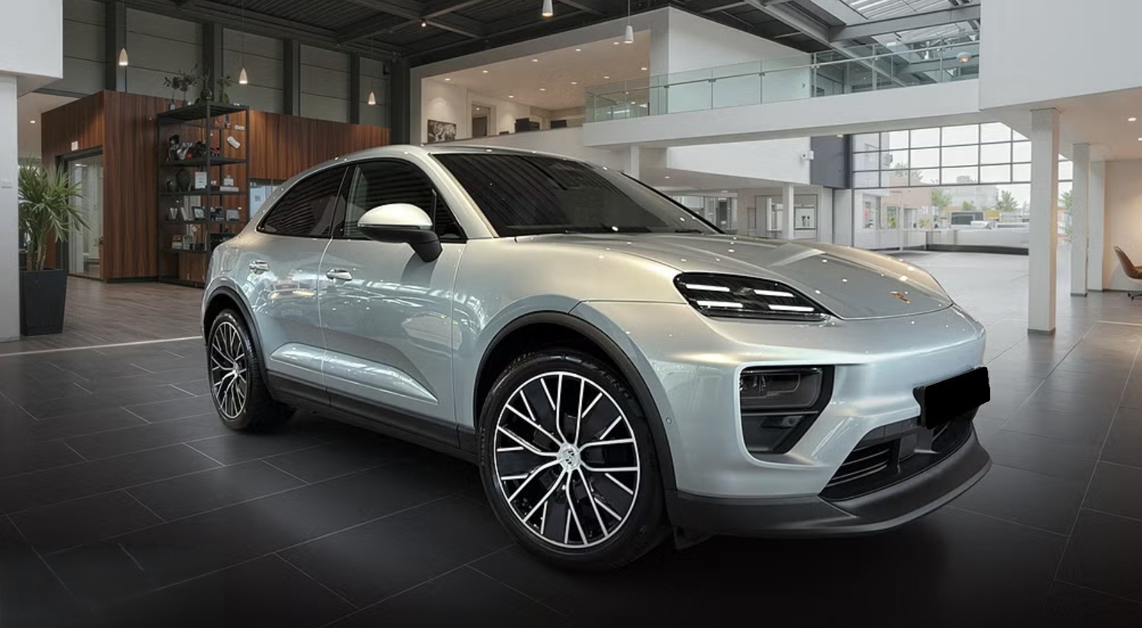 PORSCHE Macan 4 100kWh