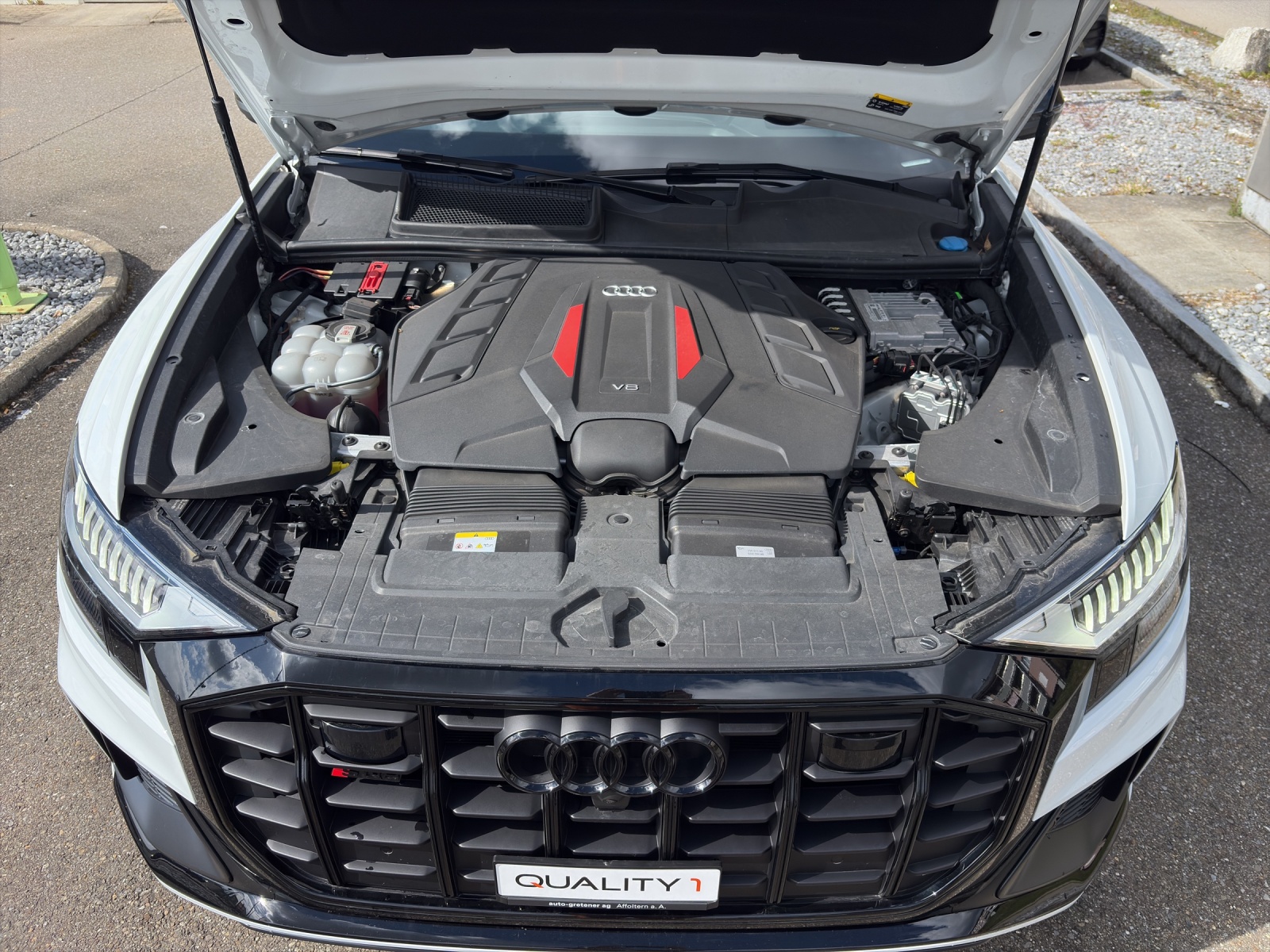 AUDI SQ8 4.0 V8 TFSI quattro T-Tronic-image-18