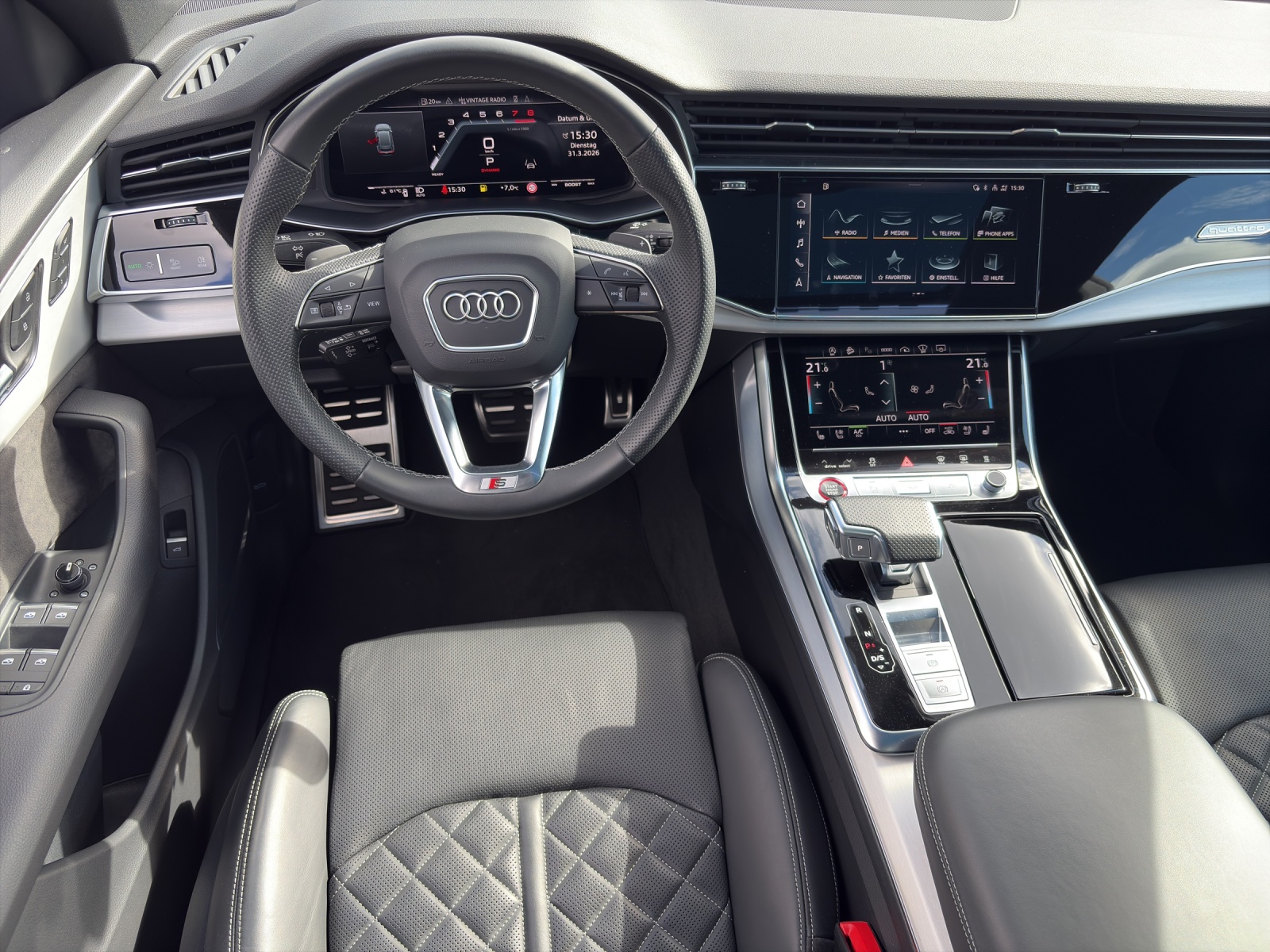 AUDI SQ8 4.0 V8 TFSI quattro T-Tronic-image-9