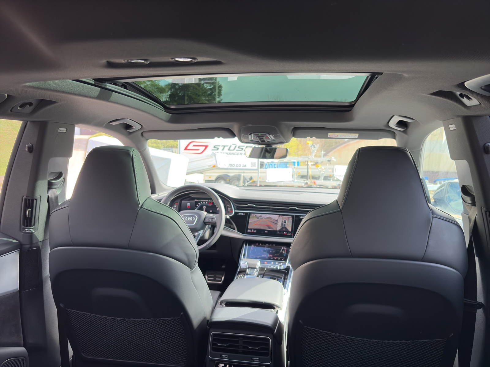 AUDI SQ8 4.0 V8 TFSI quattro T-Tronic-image-8