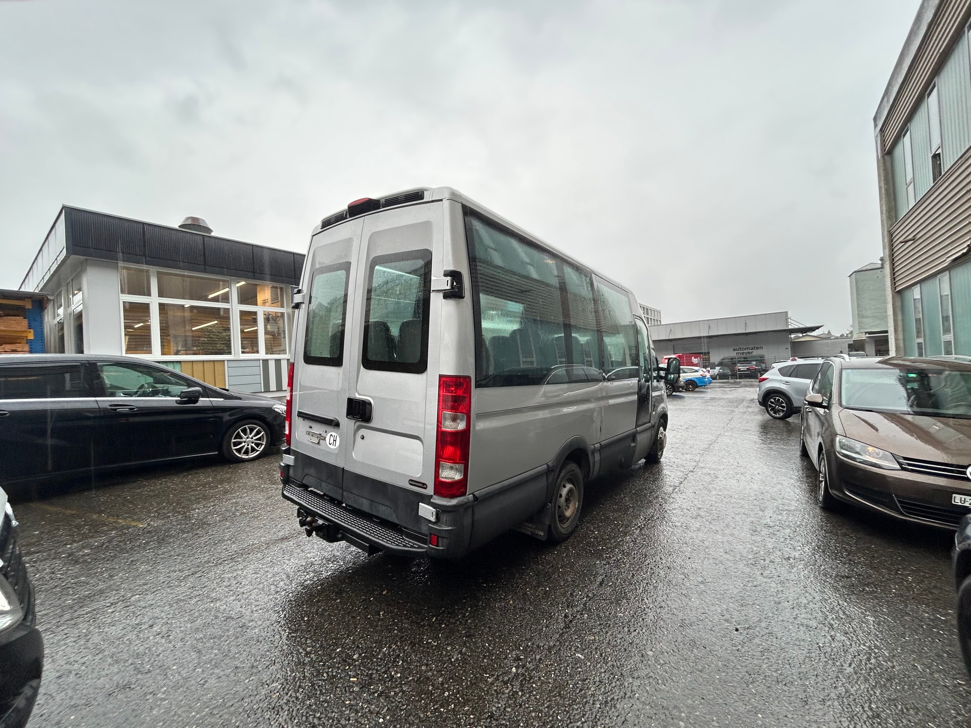 IVECO 35 S 12 V GKBA41A2B1-image-4
