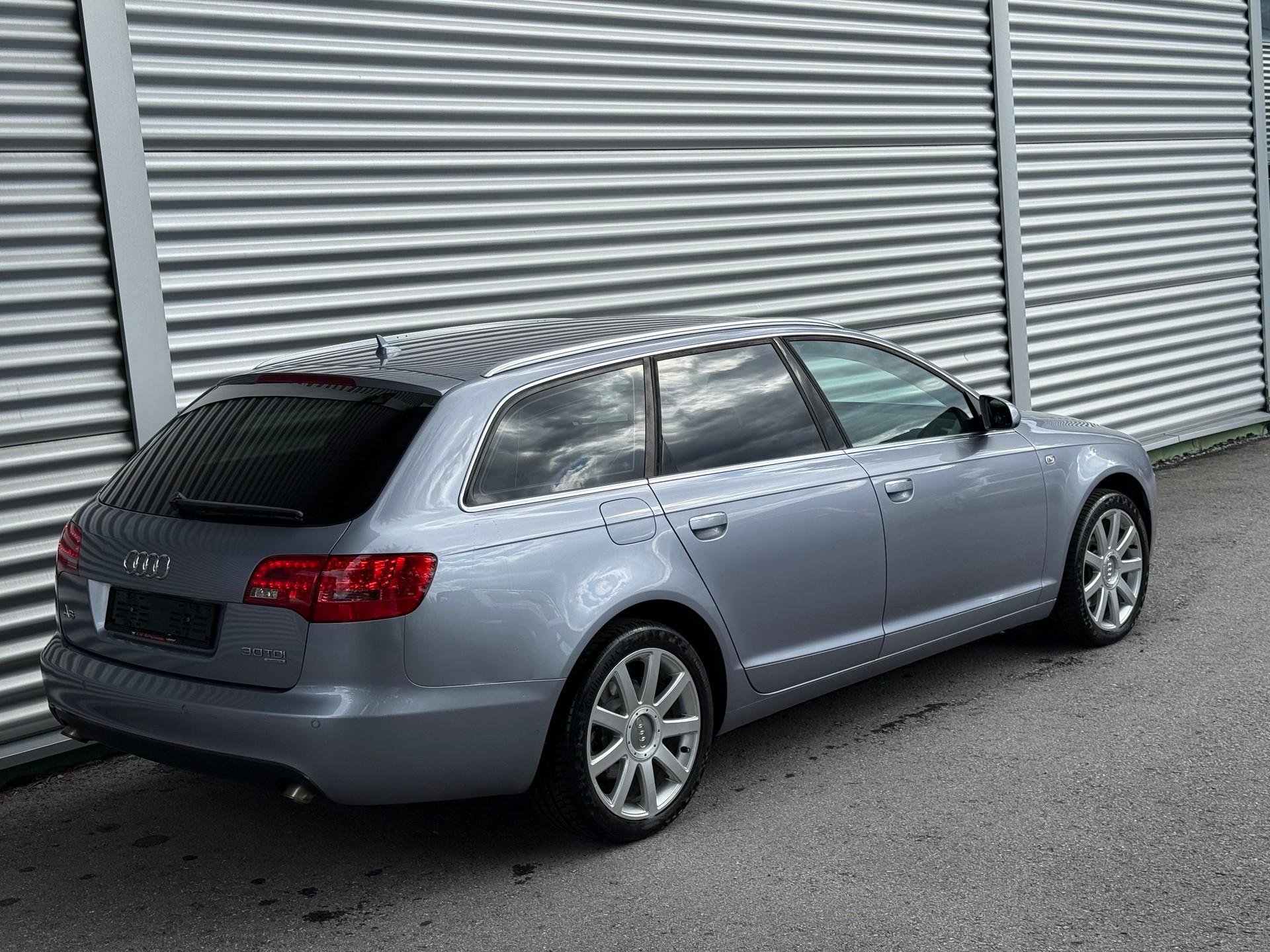 AUDI A6 Avant 3.0 V6 TDI Quattro Tiptronic-image-5