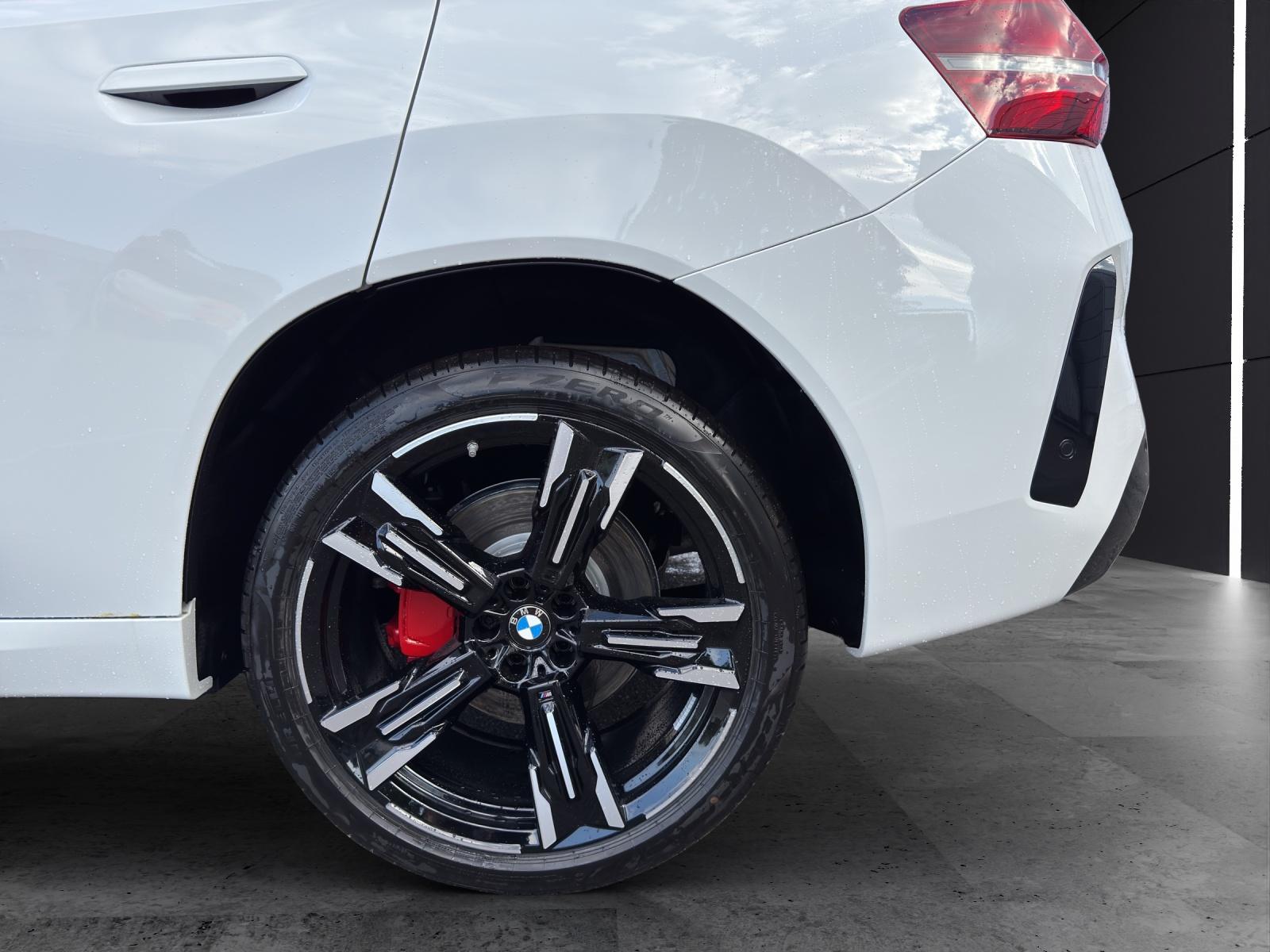 BMW X3 M50i-image-18