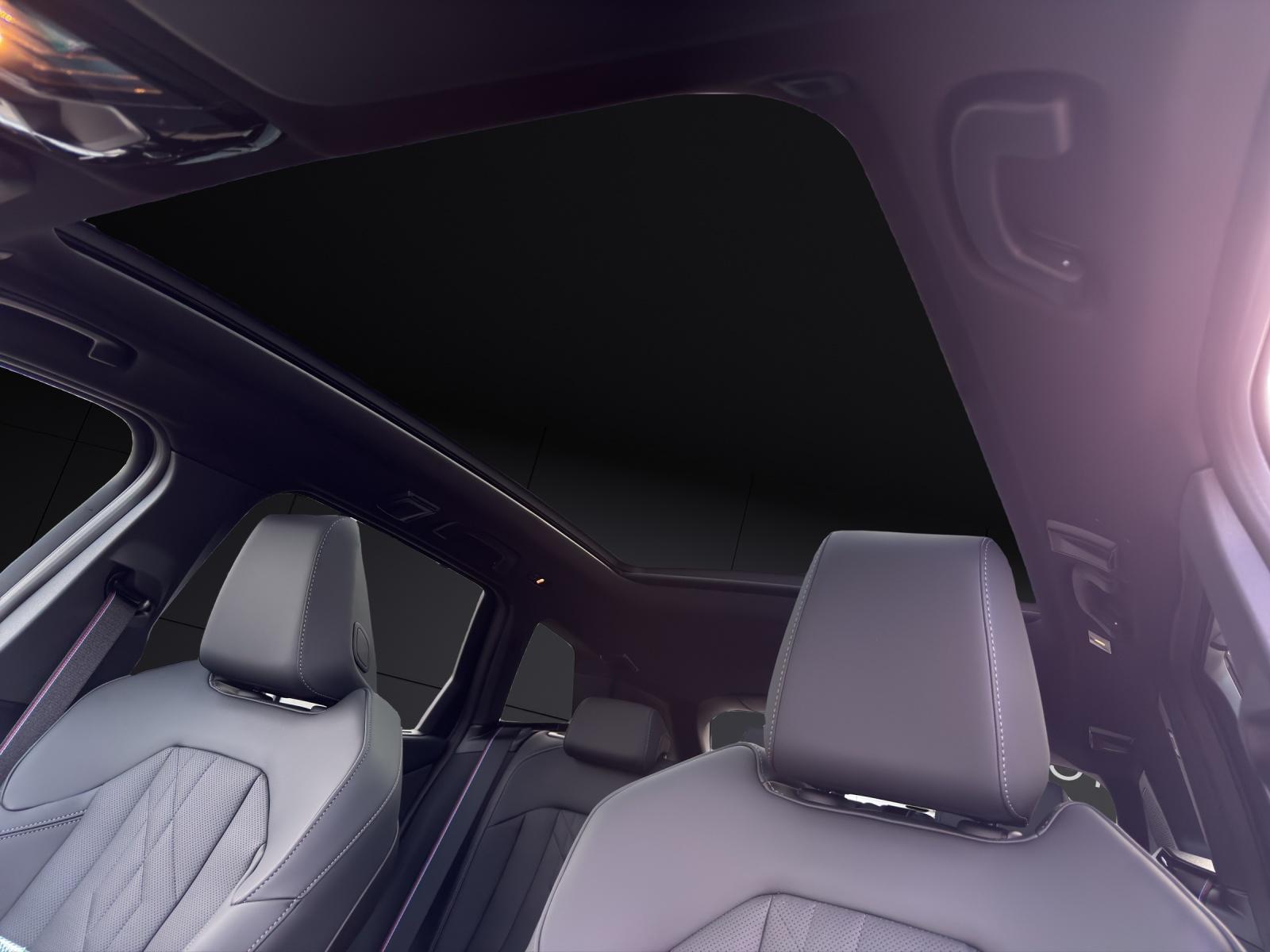 BMW X3 M50i-image-12