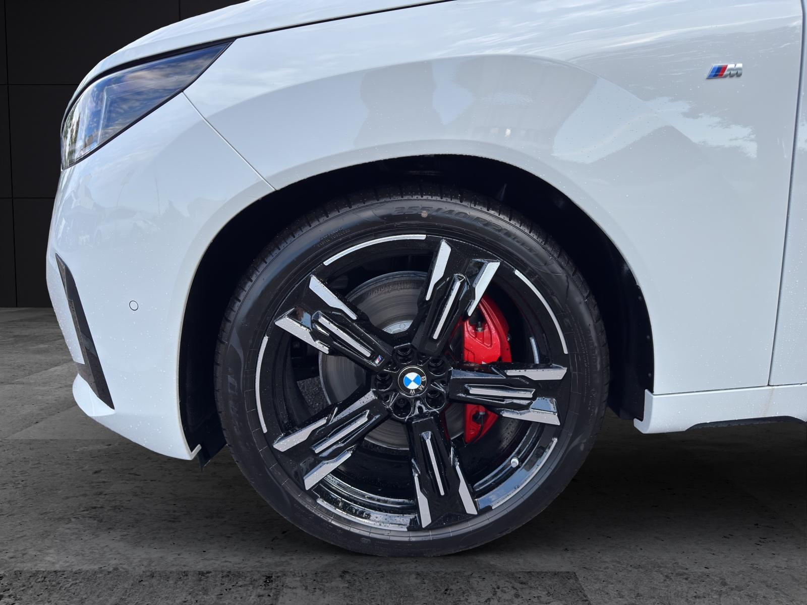 BMW X3 M50i-image-3