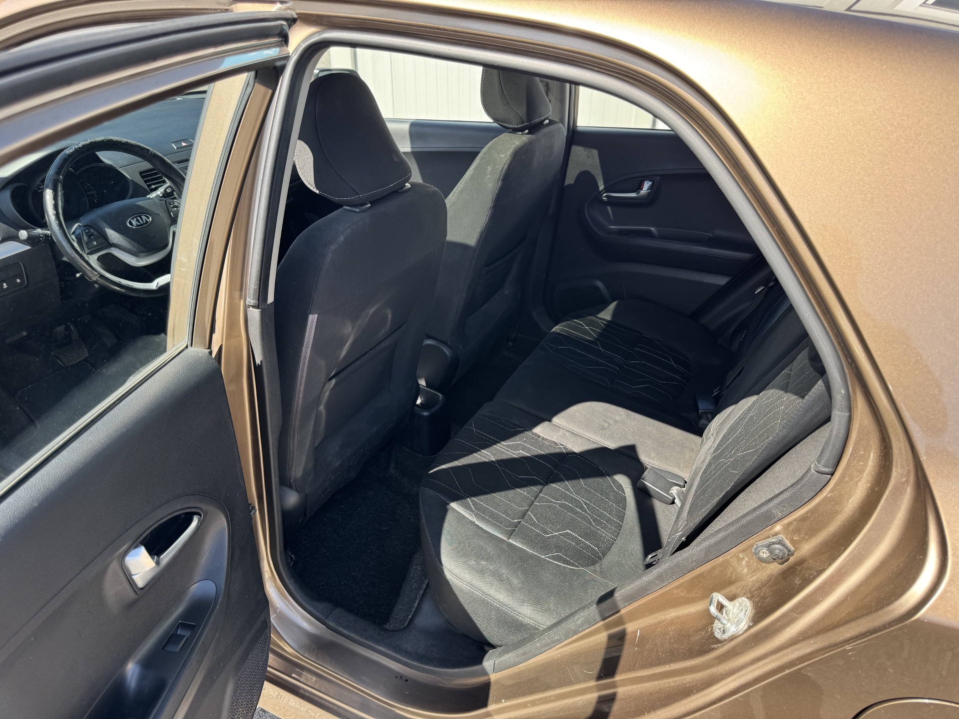 KIA Picanto 1,2 Automatique-image-9
