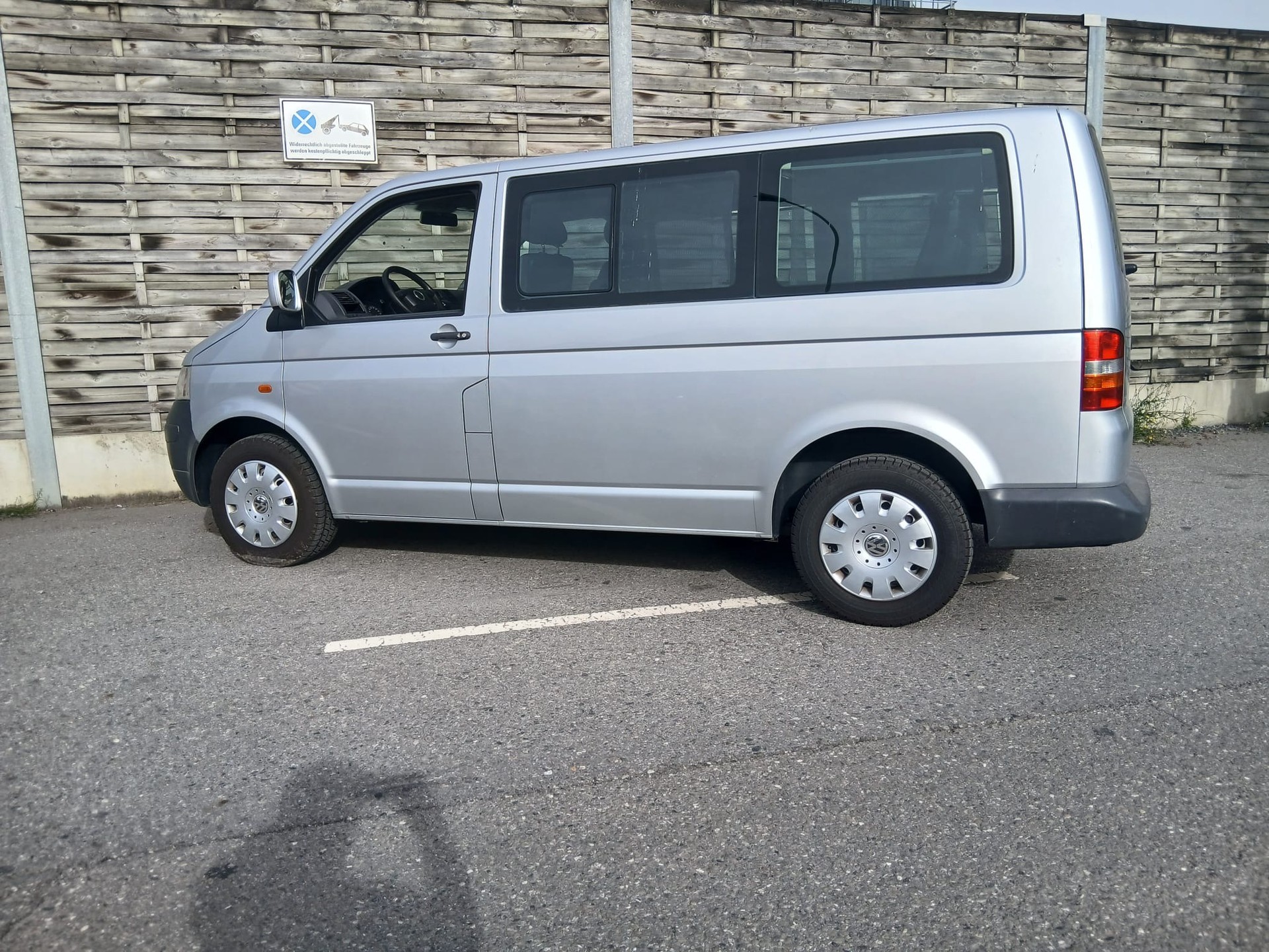 VW T5 2.5TDI-image-2