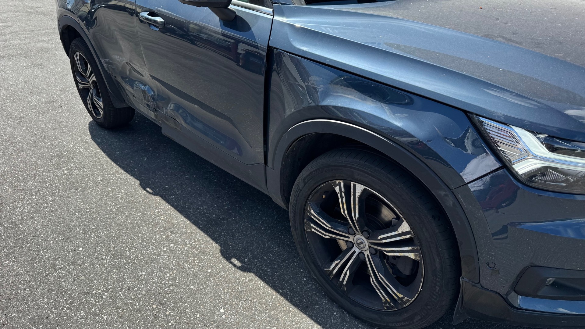 VOLVO XC40 T5 TwE Inscription DCT-image-9