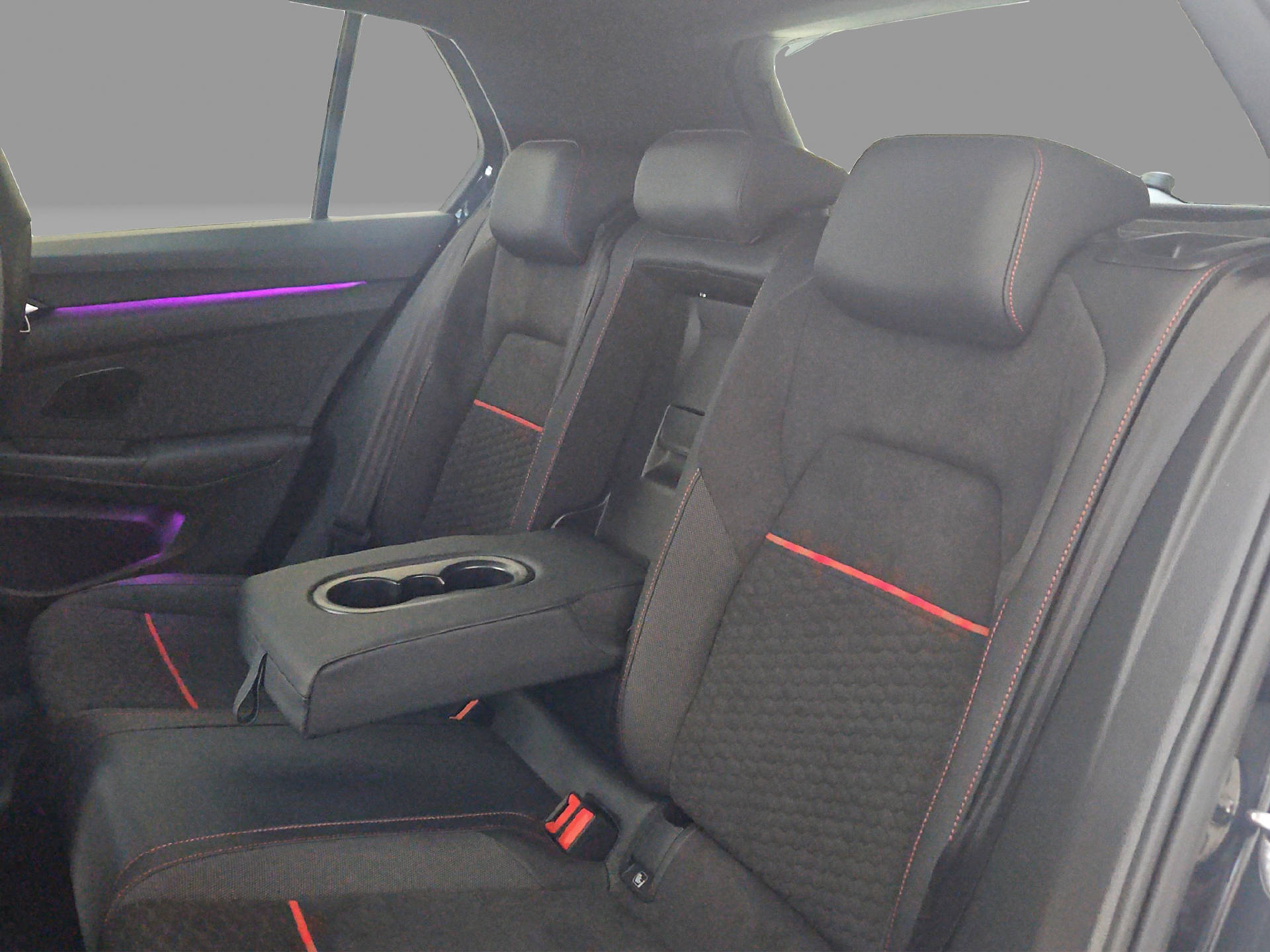 VW Golf VIII 2.0 TSI GTI Clubsport DSG-image-14