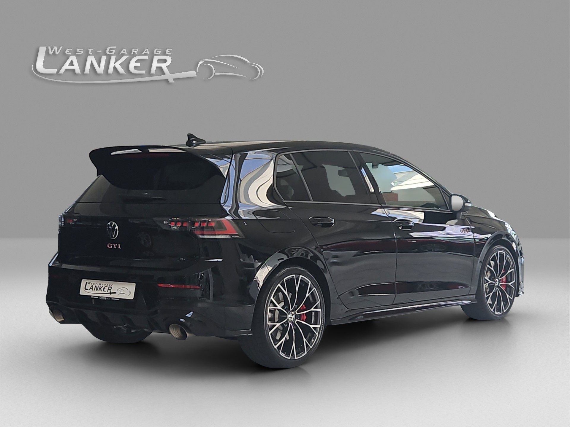 VW Golf VIII 2.0 TSI GTI Clubsport DSG-image-2