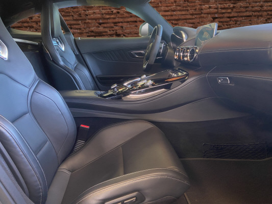 MERCEDES-BENZ AMG GT S-image-11