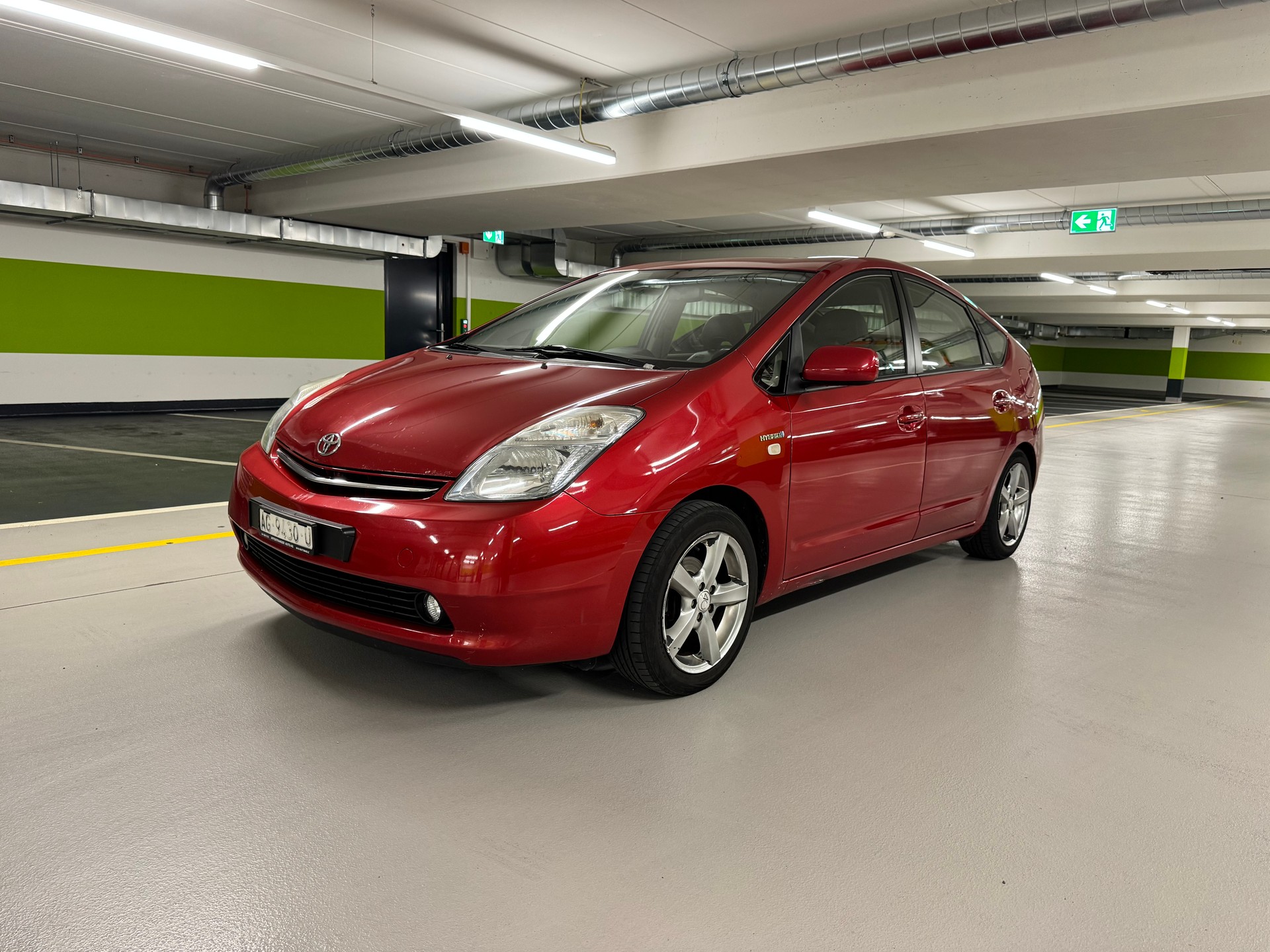 TOYOTA Prius 1.5 16V Hybrid Limited-image-0