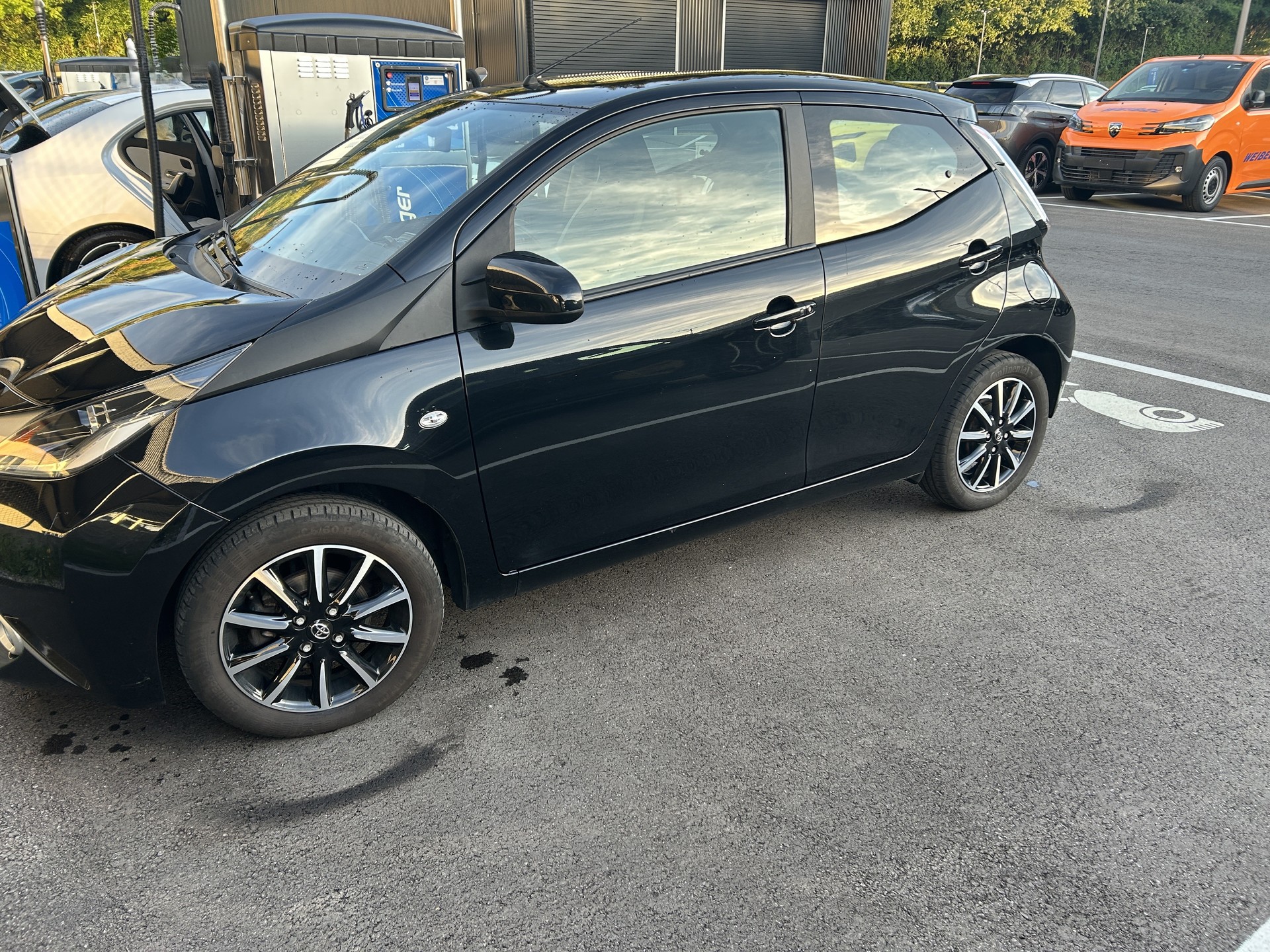 TOYOTA 1.0 VVT-i Trend-image-5