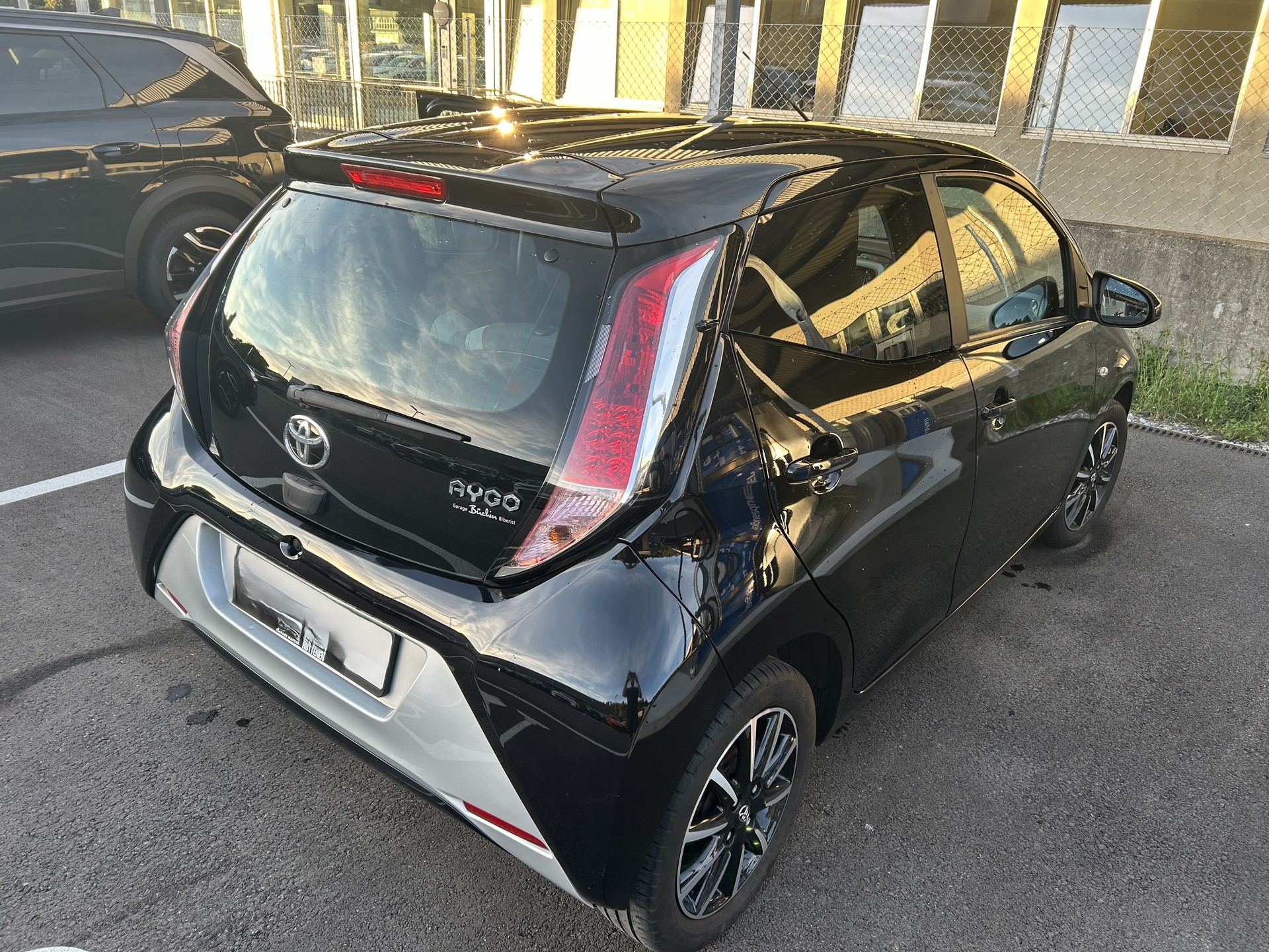 TOYOTA 1.0 VVT-i Trend-image-1