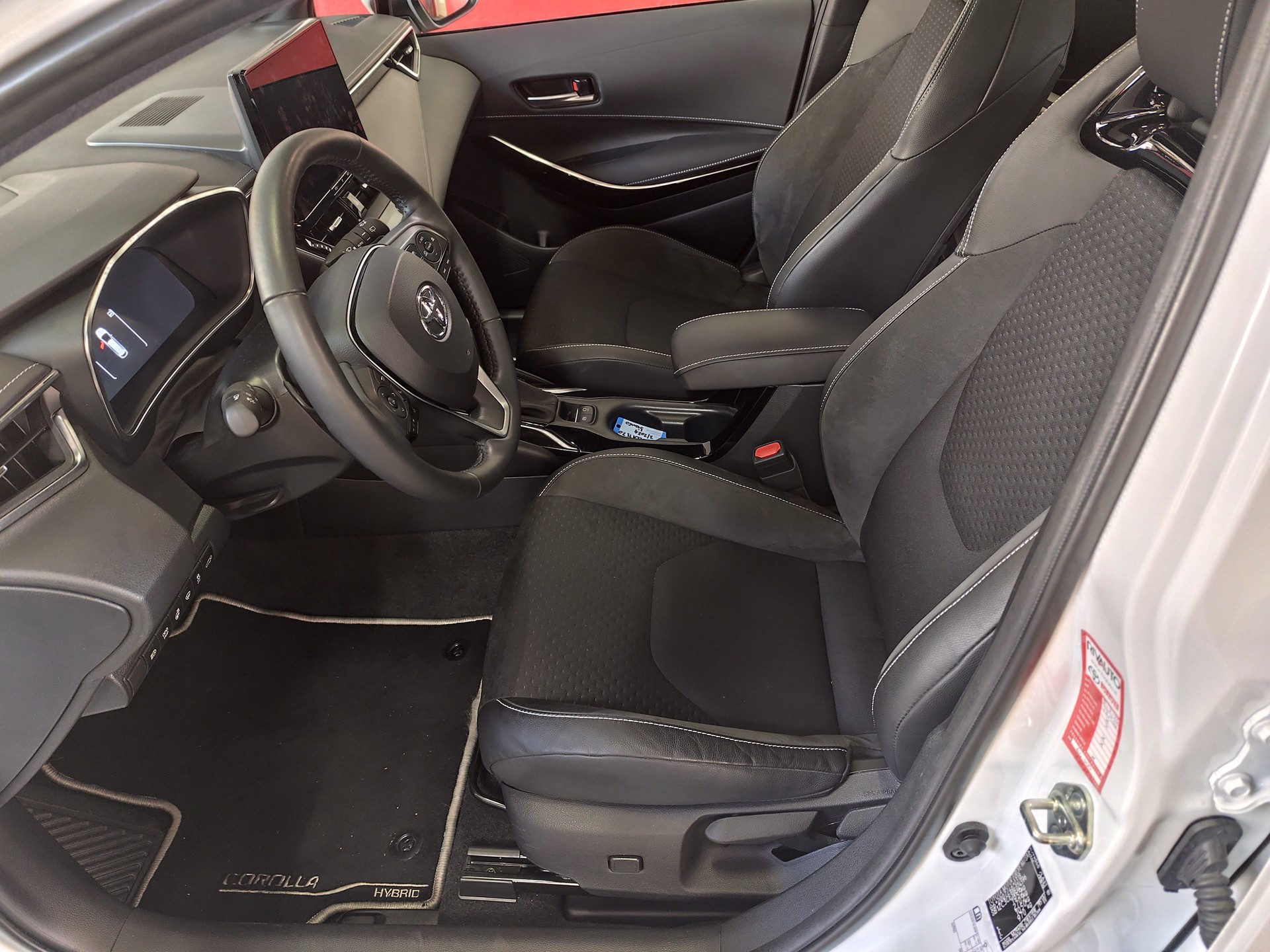 TOYOTA Corolla Touring Sports 2.0 HSD Premium e-CVT-image-5