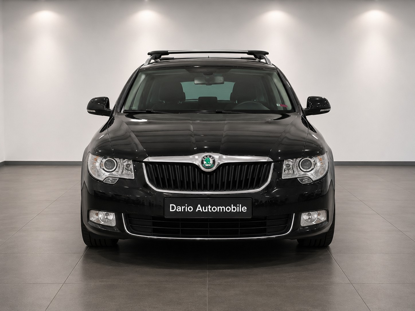SKODA Superb Combi 2.0 TDi Elegance DSG-image-2