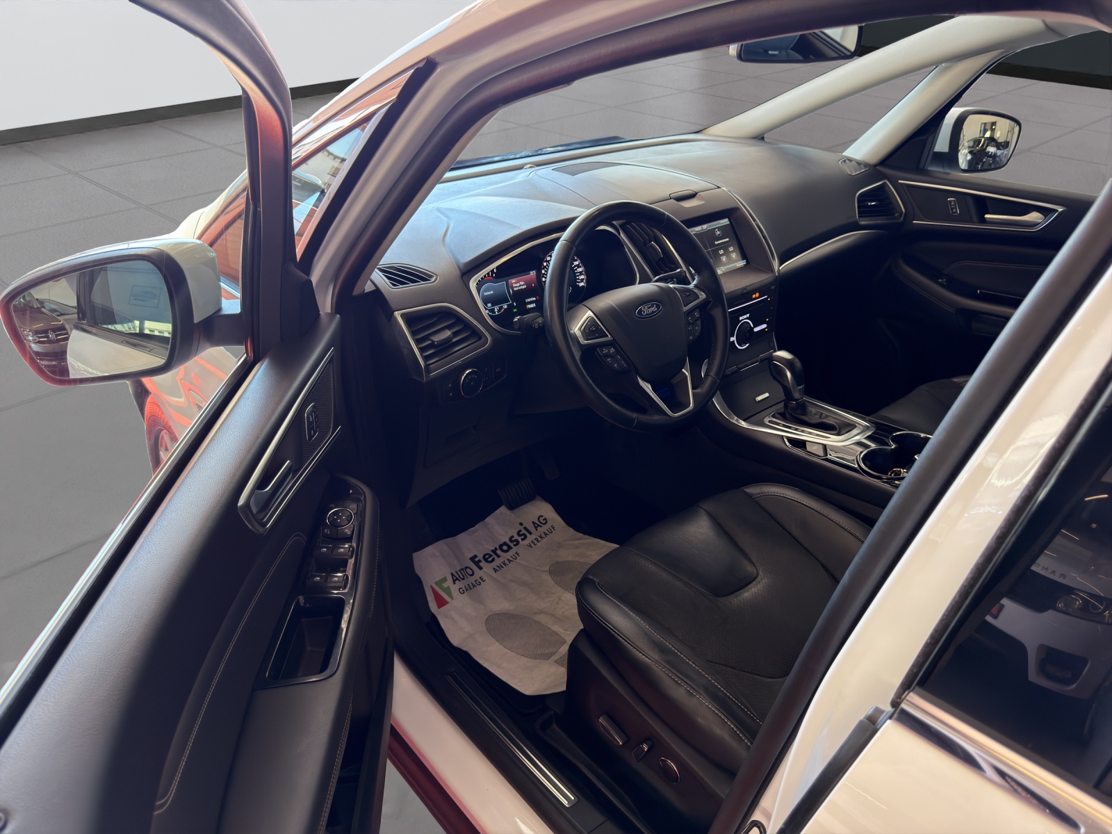 FORD S-Max 2.0 TDCi Titanium AWD PowerShift-image-29