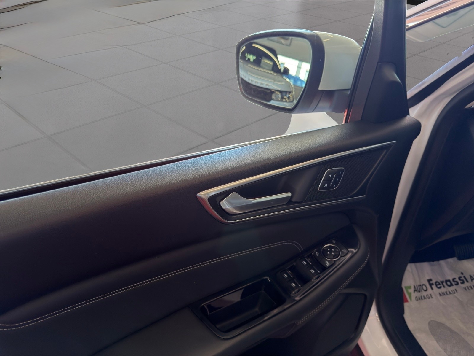 FORD S-Max 2.0 TDCi Titanium AWD PowerShift-image-27