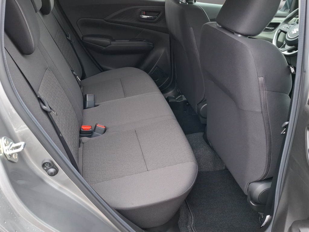 SUZUKI Swift 1.2 Compact Top Hybrid 4x4-image-15