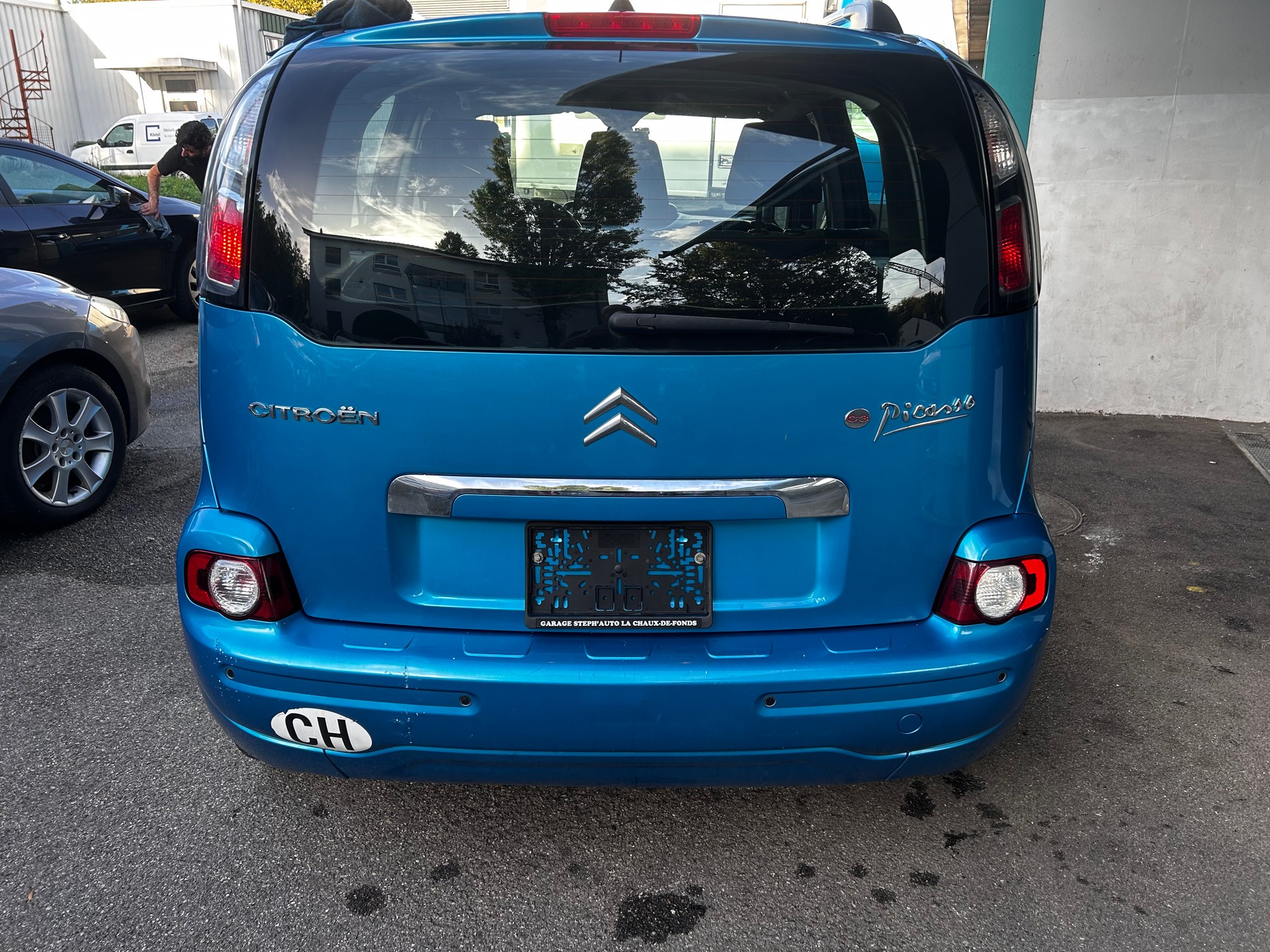CITROEN C3 Picasso 1.6i 16V Chic (SX)-image-5