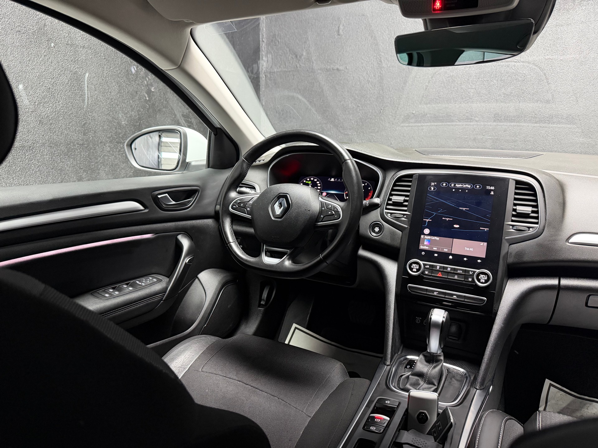 RENAULT Mégane Grandtour 1.3 16V Turbo Techno EDC-image-11