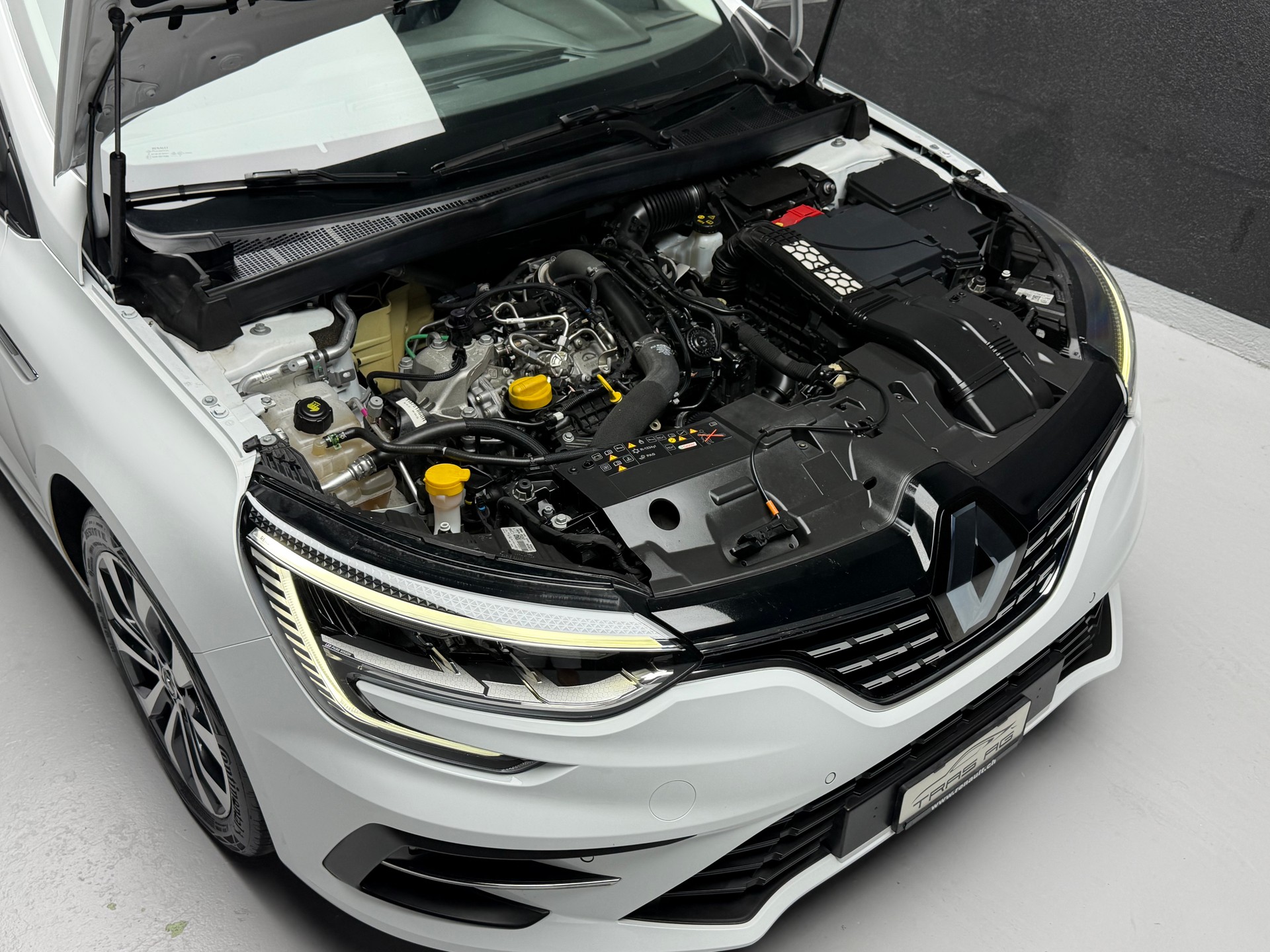 RENAULT Mégane Grandtour 1.3 16V Turbo Techno EDC-image-14