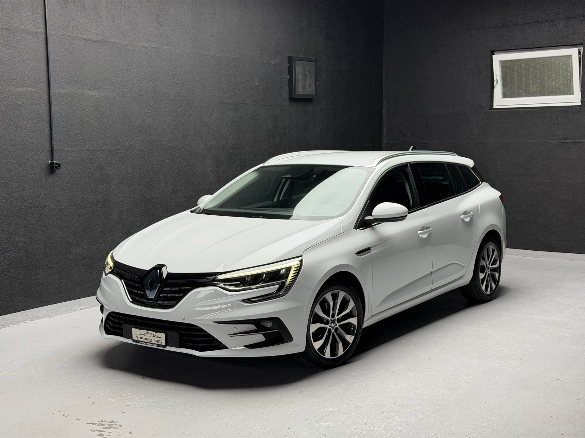 RENAULT Mégane Grandtour 1.3 16V Turbo Techno EDC-image-0