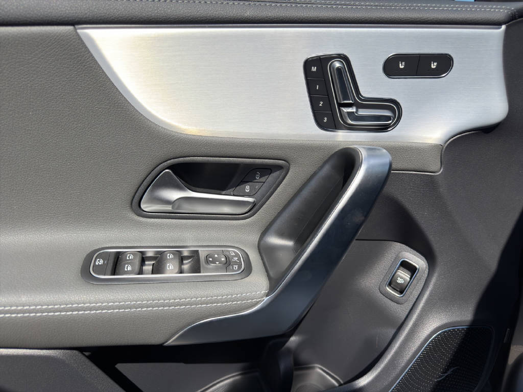 MERCEDES-BENZ CLA 45 S AMG 4matic+-image-12