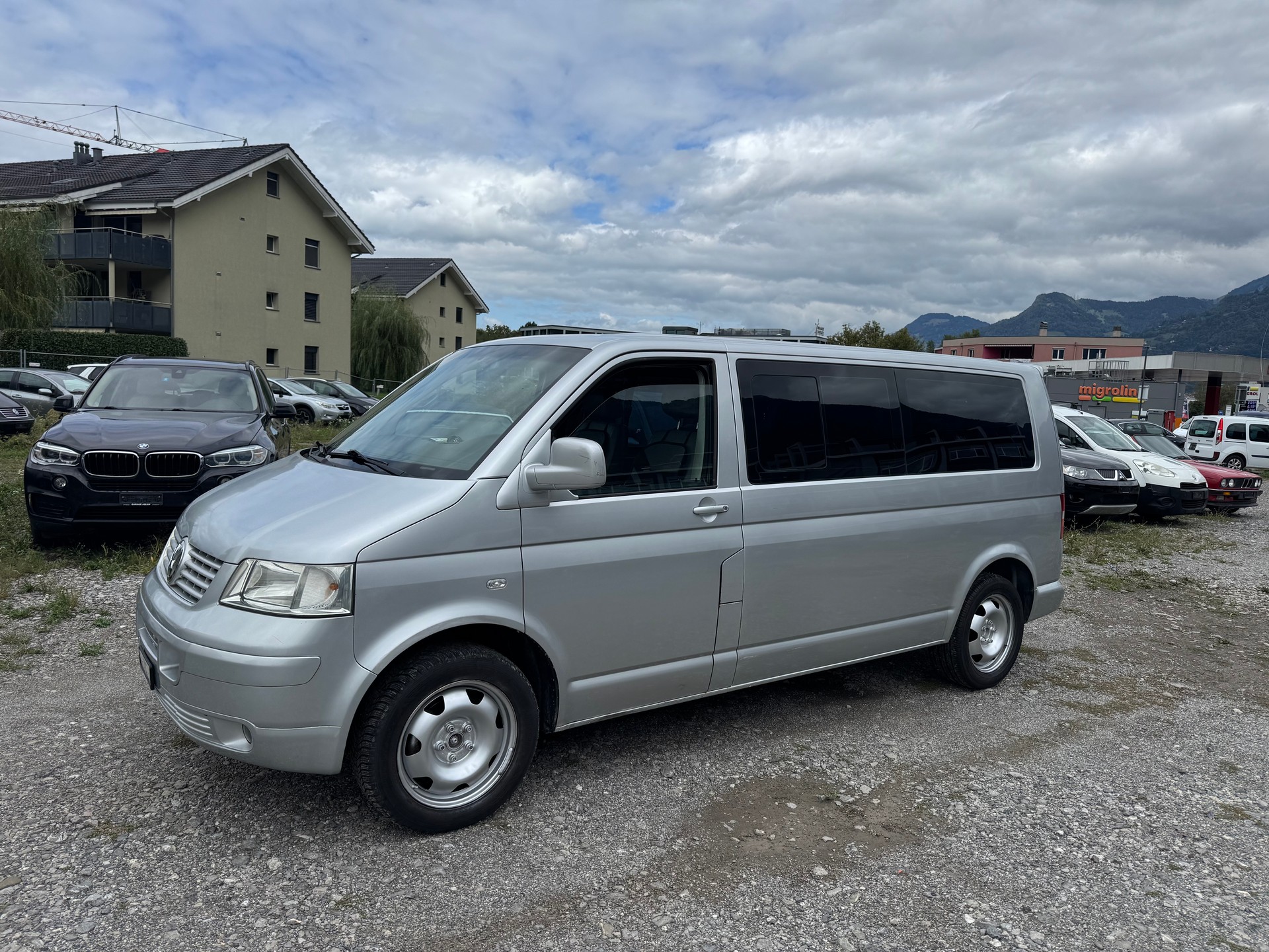 VW T5 Caravelle Trend 2.5 TDI PD-image-0