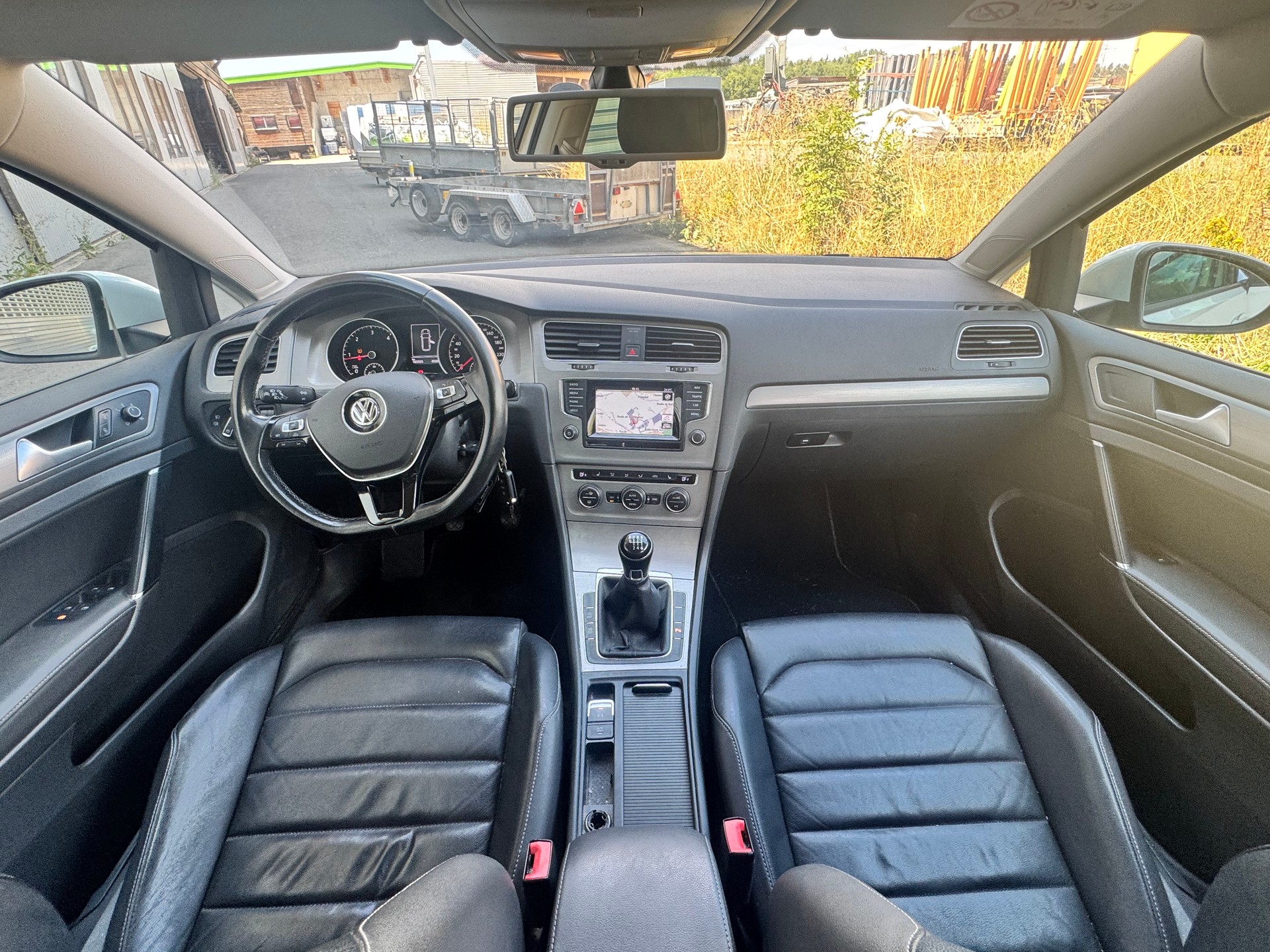 VW Golf Variant 2.0 TDI Highline 4Motion-image-8