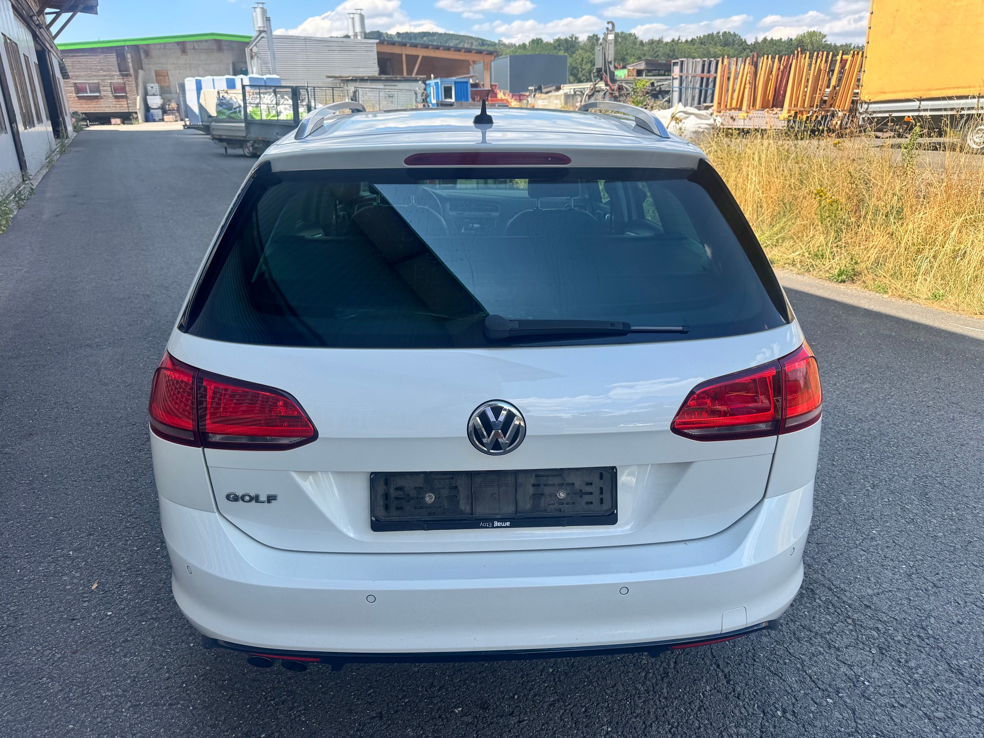 VW Golf Variant 2.0 TDI Highline 4Motion-image-3