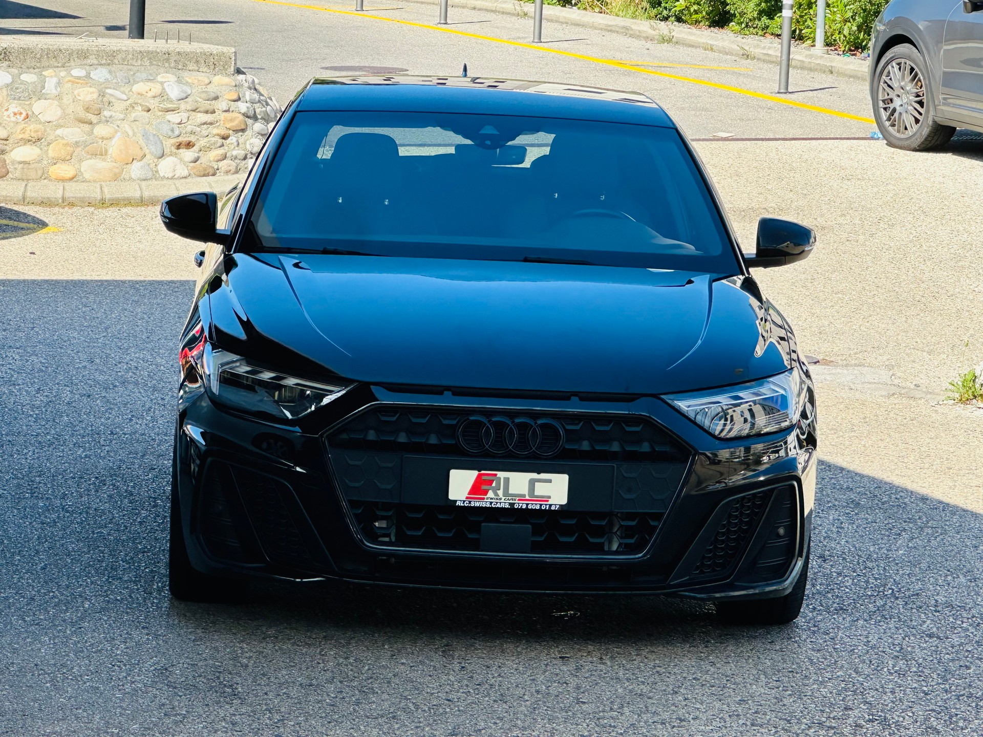 AUDI A1 Sportback 35 TFSI S Line S-tronic-image-3