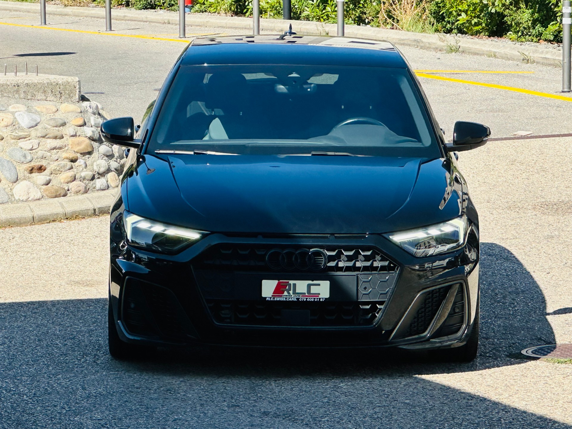 AUDI A1 Sportback 35 TFSI S Line S-tronic-image-4