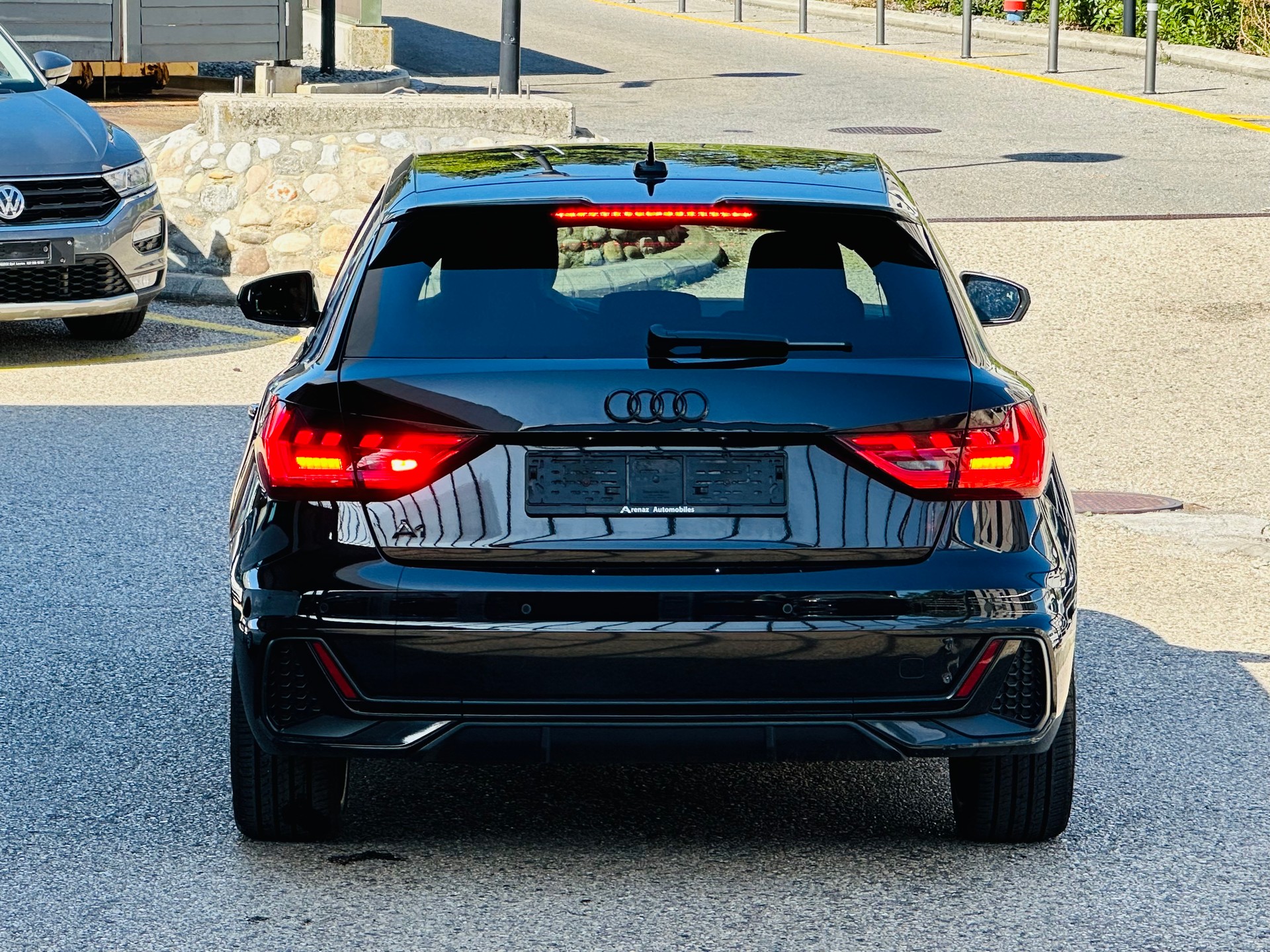 AUDI A1 Sportback 35 TFSI S Line S-tronic-image-11