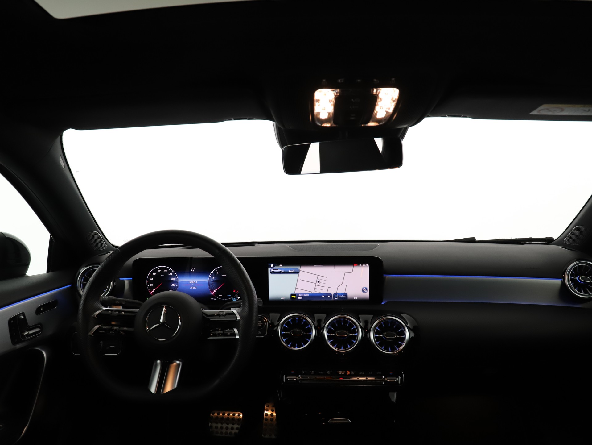 MERCEDES-BENZ A 250 4Matic 8G-DCT-image-10