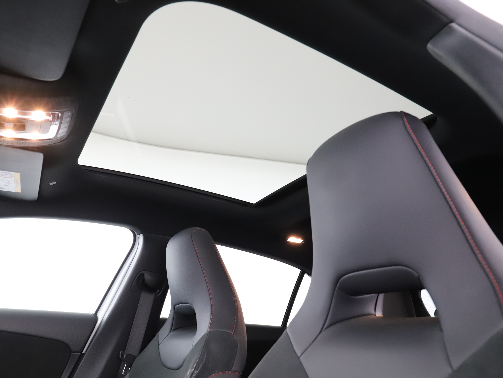 MERCEDES-BENZ A 250 4Matic 8G-DCT-image-13
