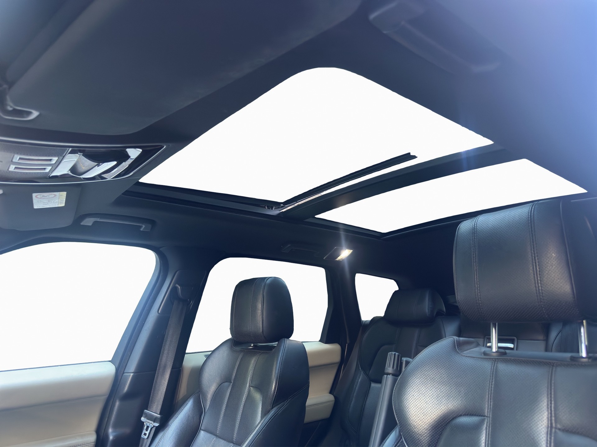 LAND ROVER Range Rover Sport 3.0 SDV6 SE Automatic-image-8