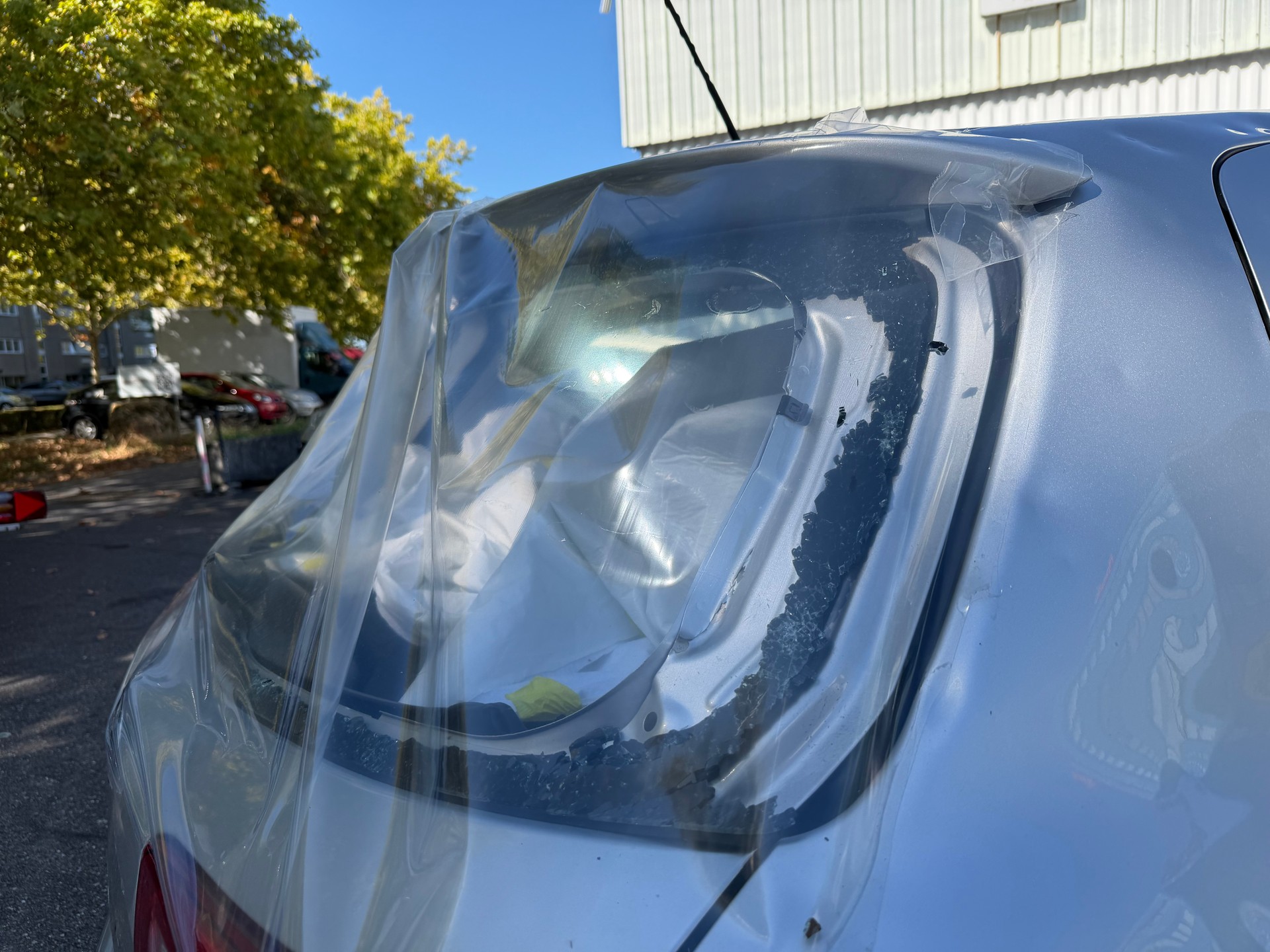 TOYOTA Yaris 1.5 VVT-i Hybrid Comfort e-CVT-image-7