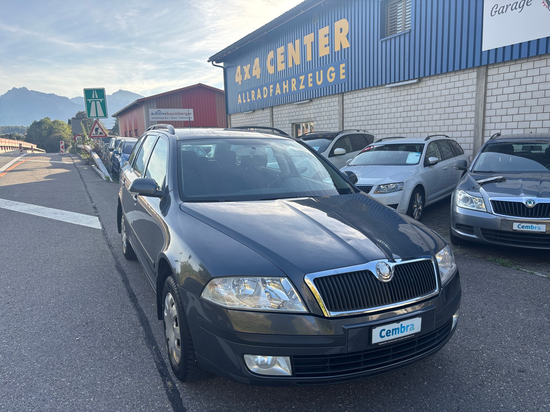 SKODA Octavia 1.9 TDI Adventure 4x4-image-0