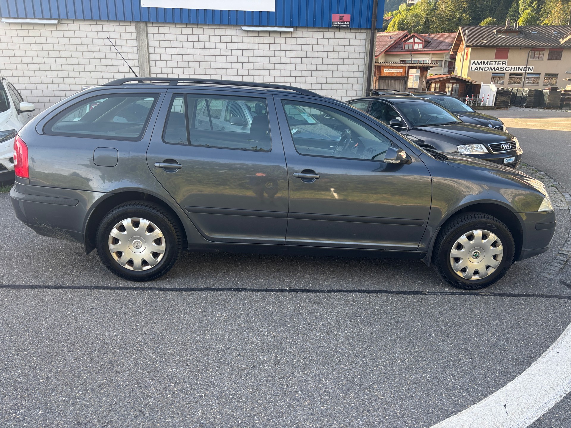 SKODA Octavia 1.9 TDI Adventure 4x4-image-4