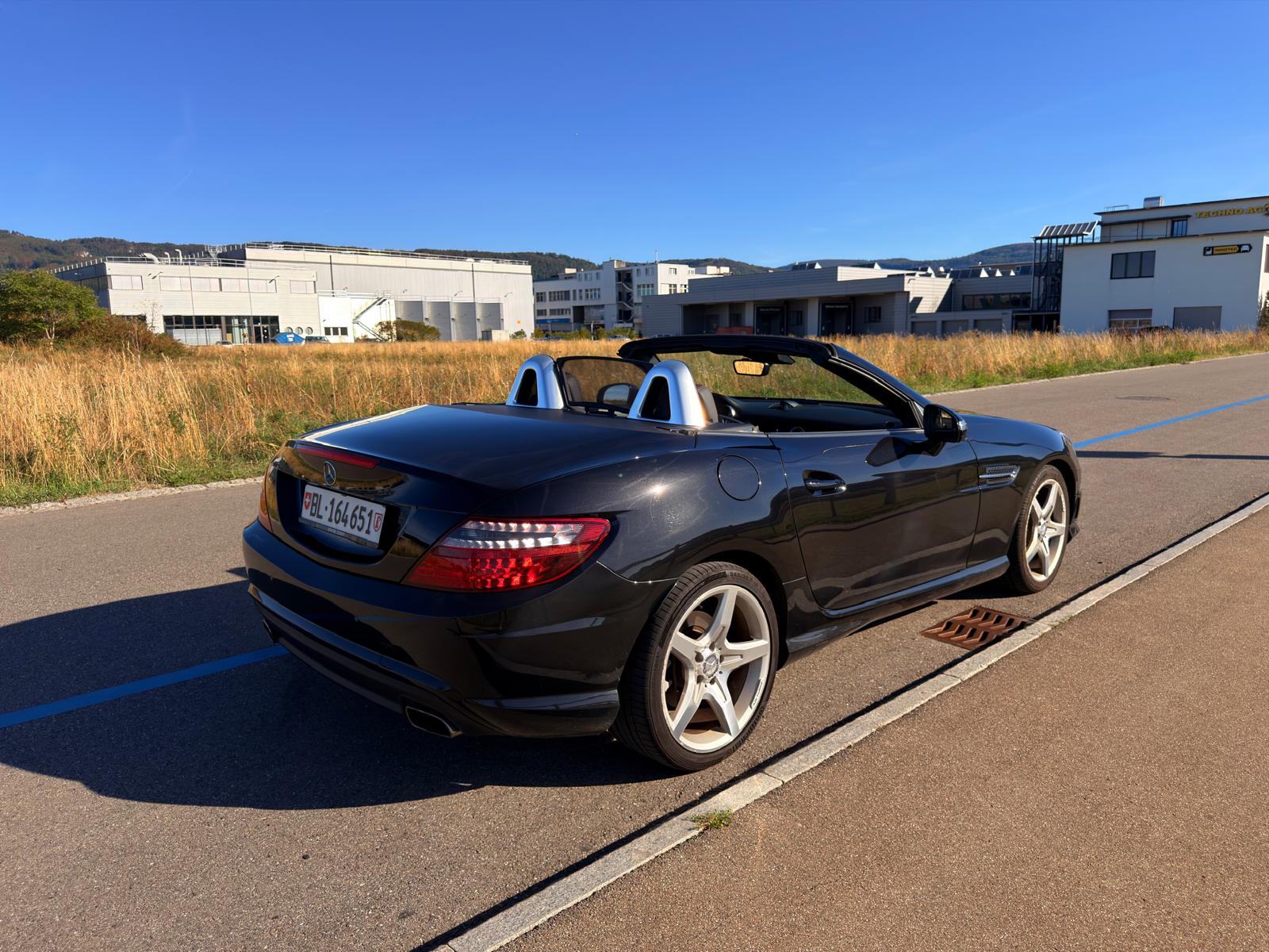 MERCEDES-BENZ SLK 200-image-2