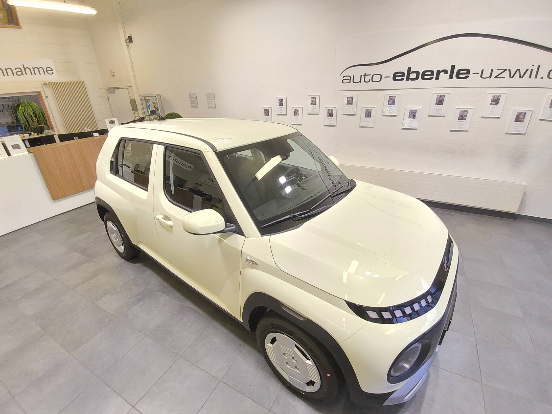 HYUNDAI Inster 49 kWh Electric Origo-image-30