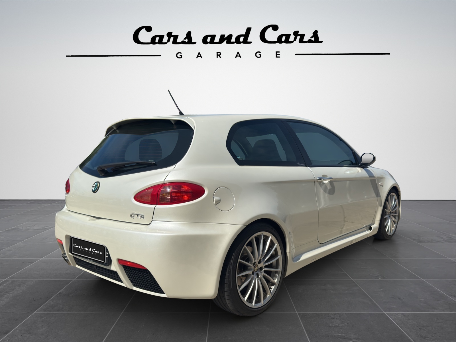 ALFA ROMEO 147 3.2 GTA-image-4