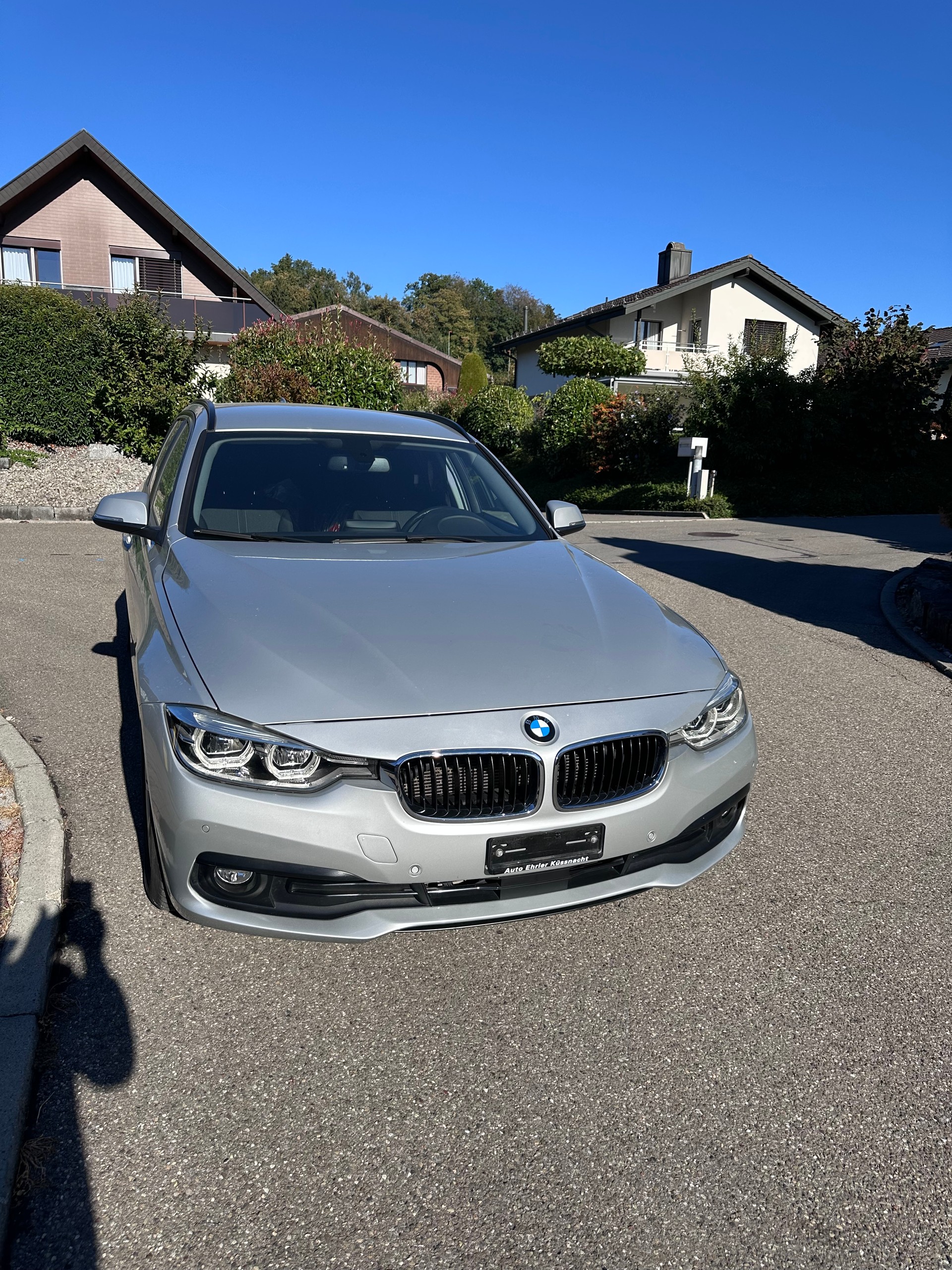 BMW 320d xDrive-image-0