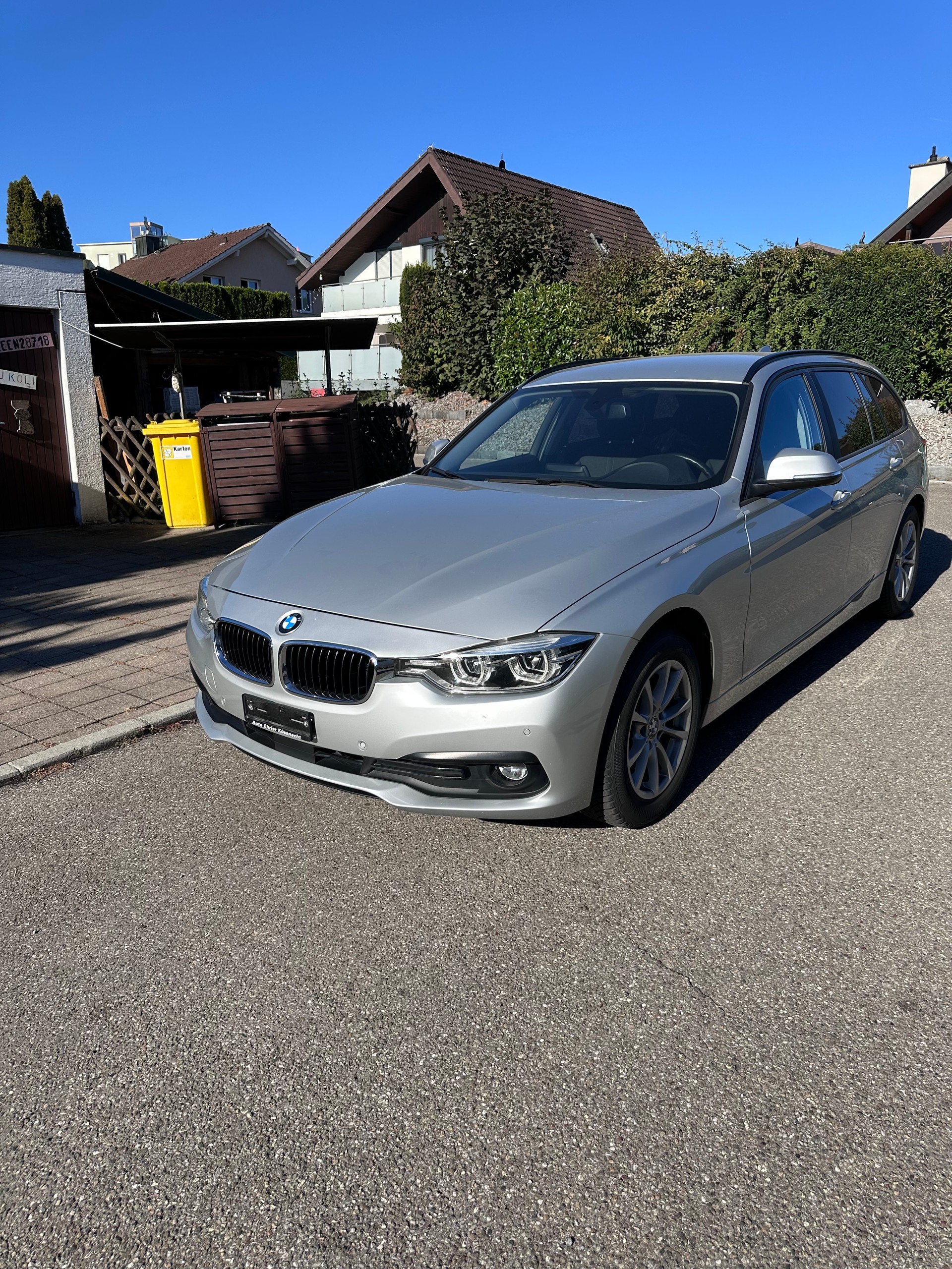 BMW 320d xDrive-image-2